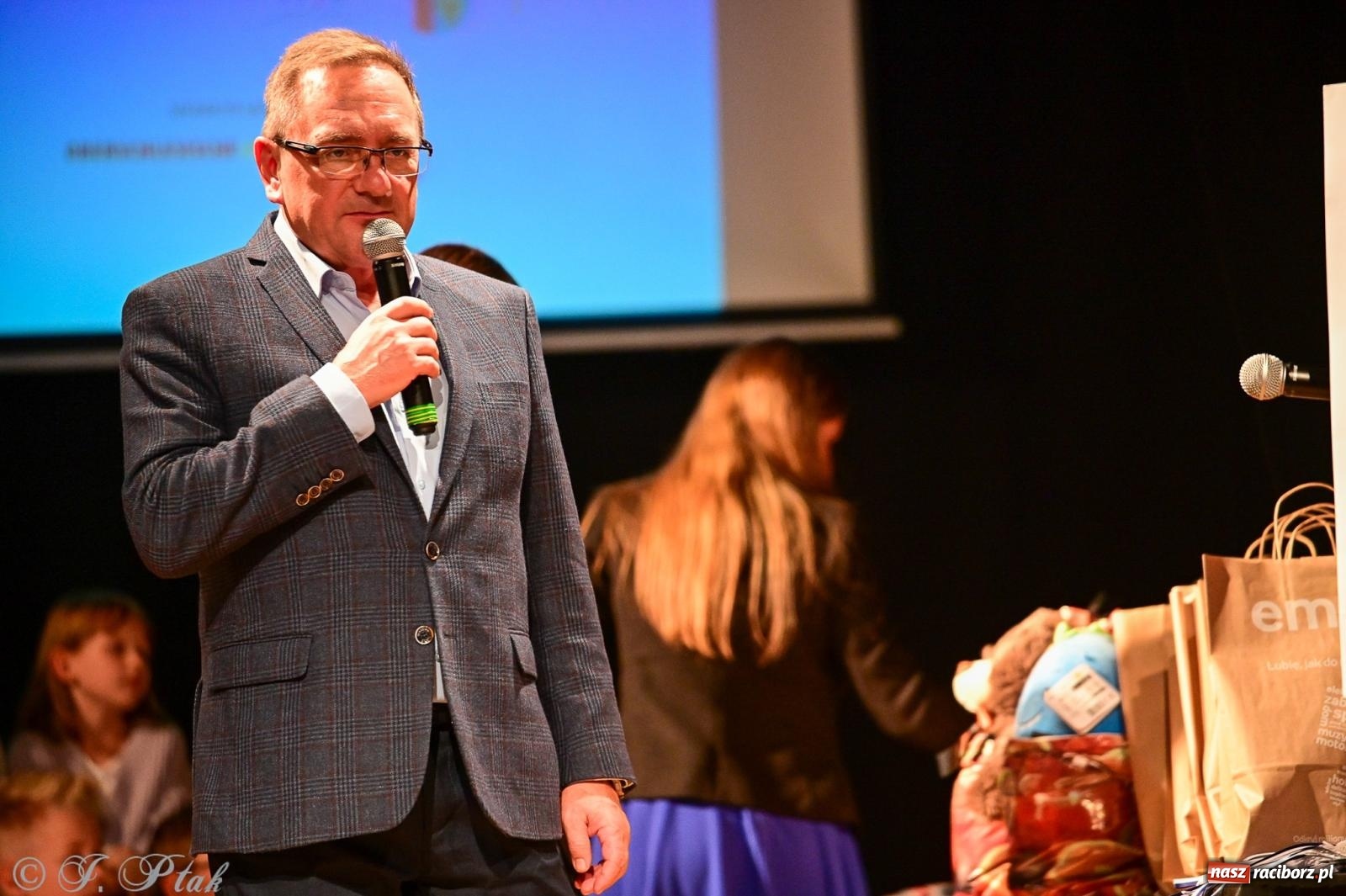 Zdjęcie w galerii na portalu naszraciborz.pl: 23. Konkurs Piosenki Niemieckiej. W MDK-u wręczono nagrody [FOTO i WIDEO] wiadomości z regionu