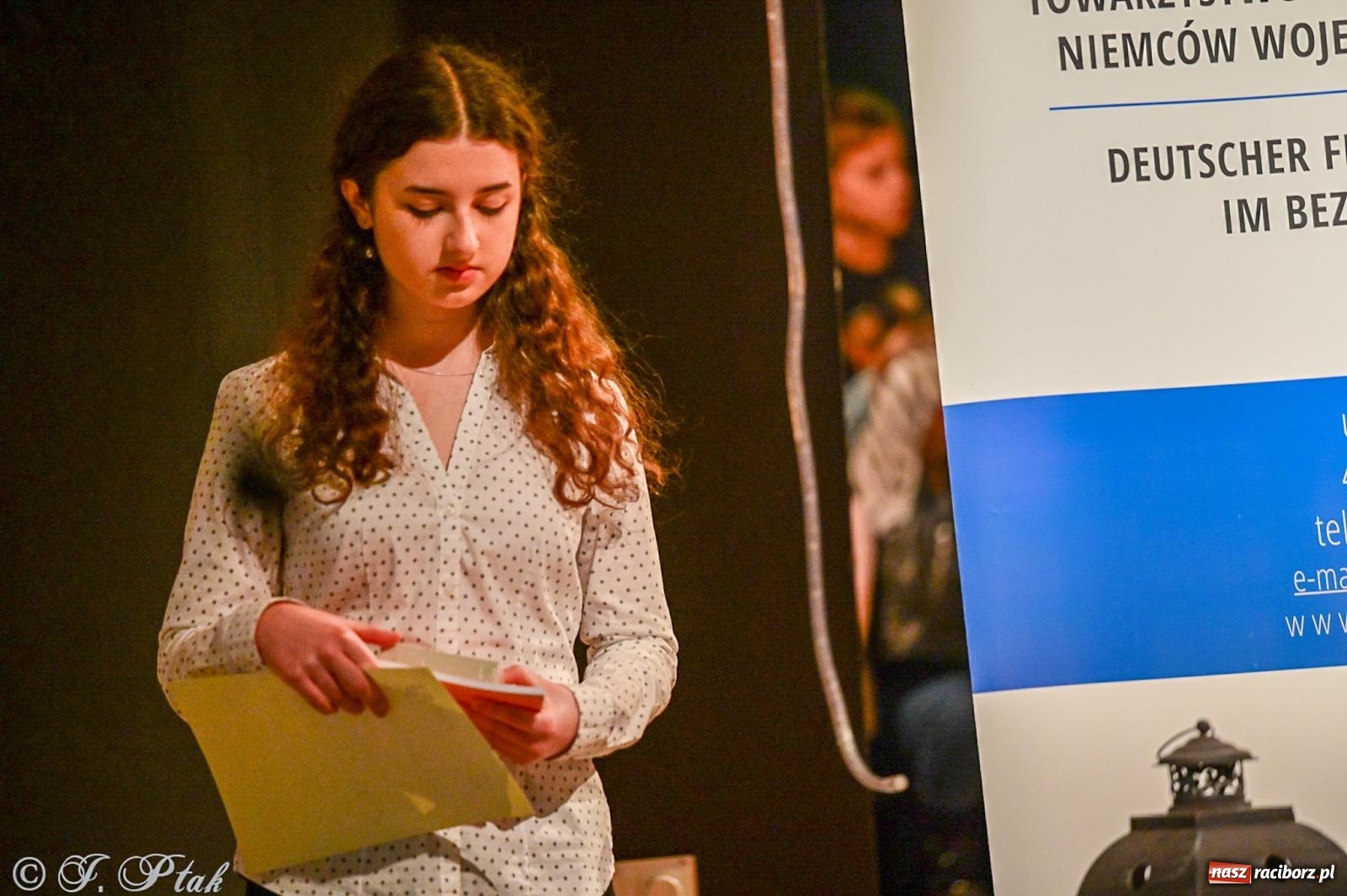 Zdjęcie w galerii na portalu naszraciborz.pl: 23. Konkurs Piosenki Niemieckiej. W MDK-u wręczono nagrody [FOTO i WIDEO] wiadomości z regionu