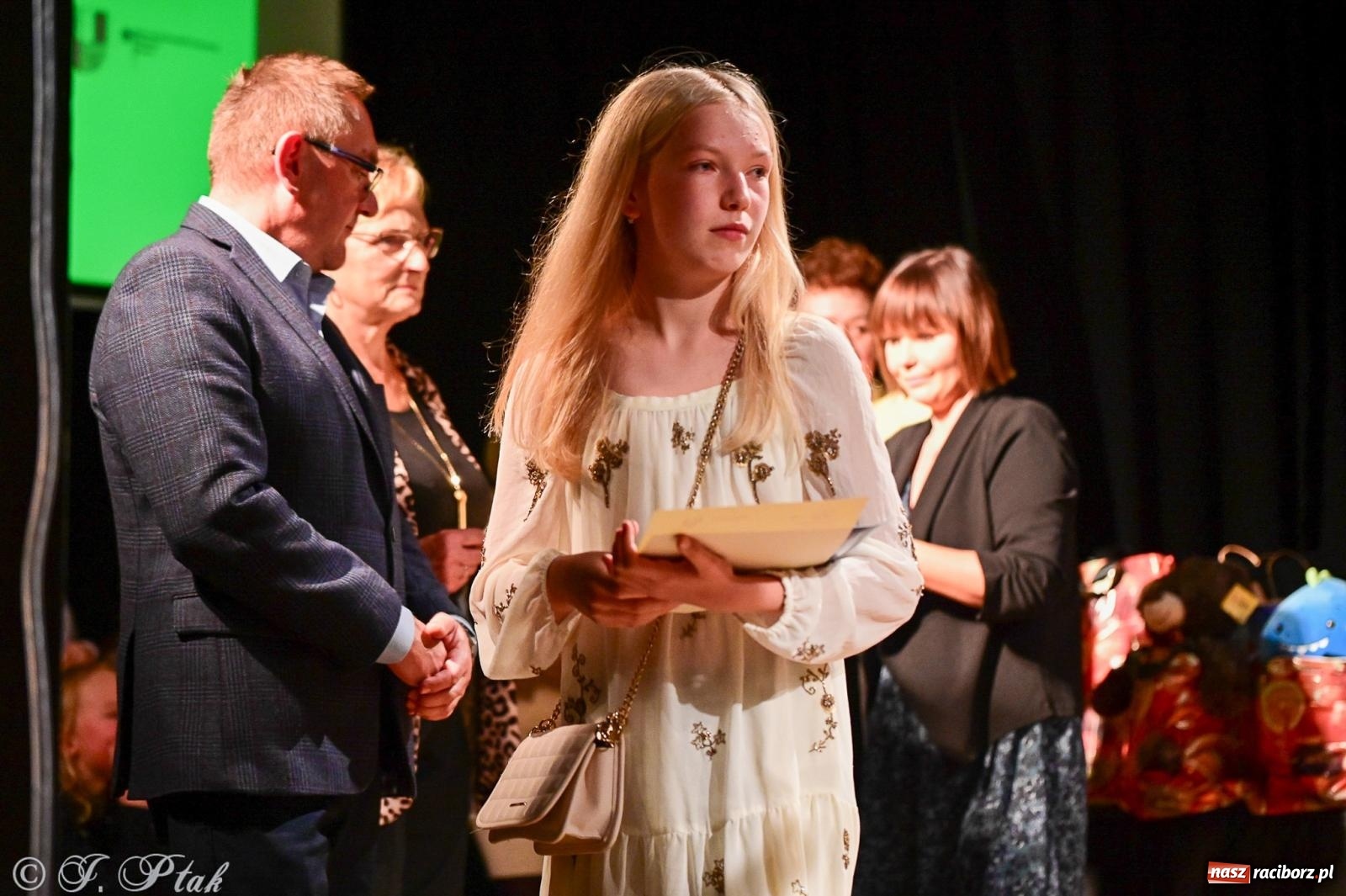 Zdjęcie w galerii na portalu naszraciborz.pl: 23. Konkurs Piosenki Niemieckiej. W MDK-u wręczono nagrody [FOTO i WIDEO] wiadomości z regionu