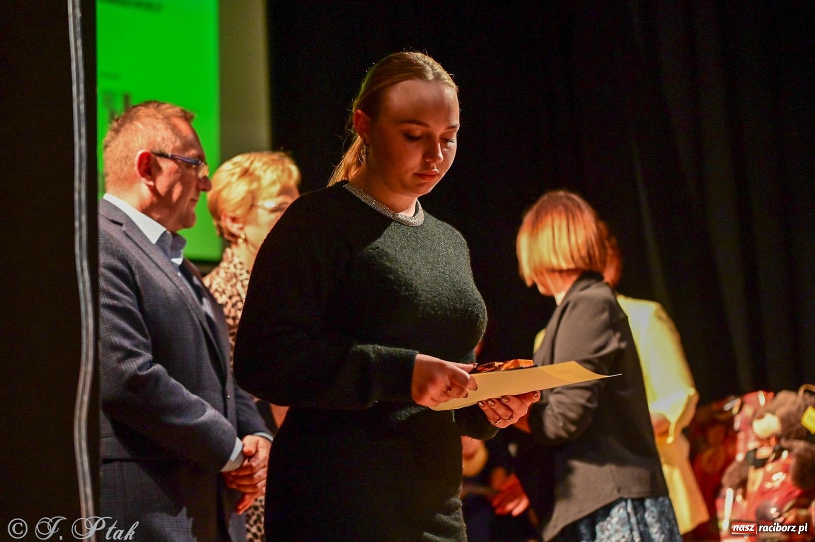 Zdjęcie w galerii na portalu naszraciborz.pl: 23. Konkurs Piosenki Niemieckiej. W MDK-u wręczono nagrody [FOTO i WIDEO] wiadomości z regionu