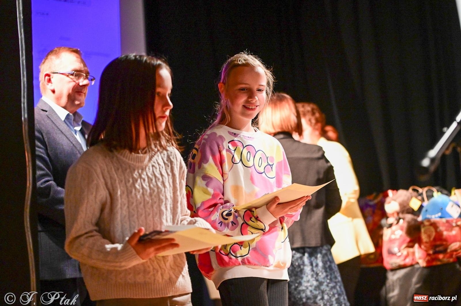 Zdjęcie w galerii na portalu naszraciborz.pl: 23. Konkurs Piosenki Niemieckiej. W MDK-u wręczono nagrody [FOTO i WIDEO] wiadomości z regionu