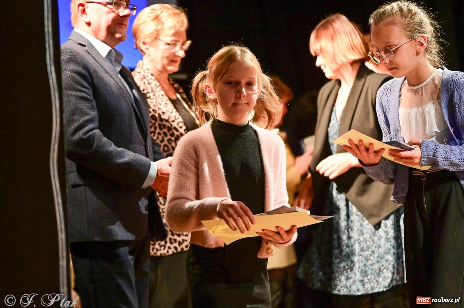 Zdjęcie w galerii na portalu naszraciborz.pl: 23. Konkurs Piosenki Niemieckiej. W MDK-u wręczono nagrody [FOTO i WIDEO] wiadomości z regionu