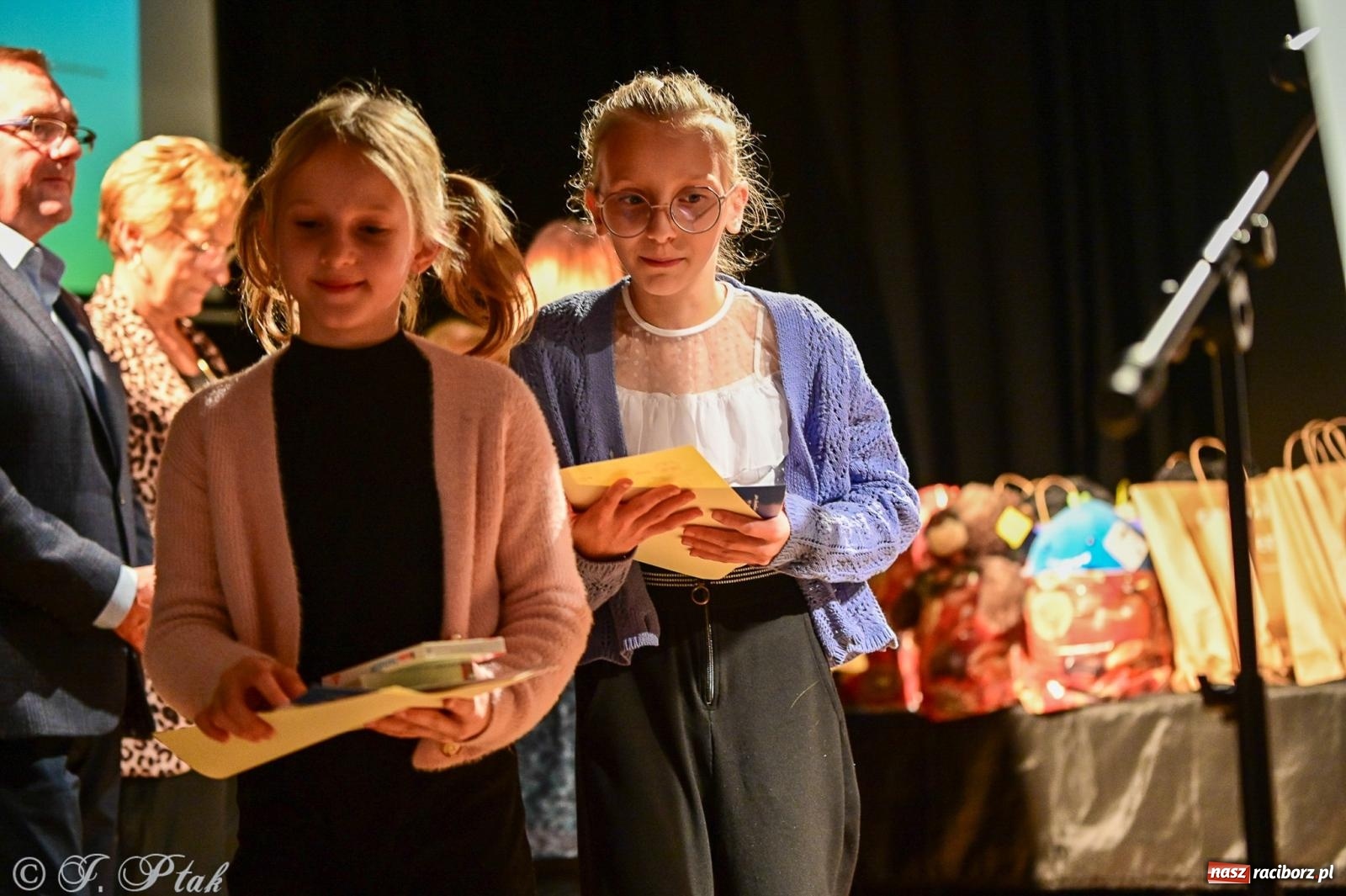 Zdjęcie w galerii na portalu naszraciborz.pl: 23. Konkurs Piosenki Niemieckiej. W MDK-u wręczono nagrody [FOTO i WIDEO] wiadomości z regionu