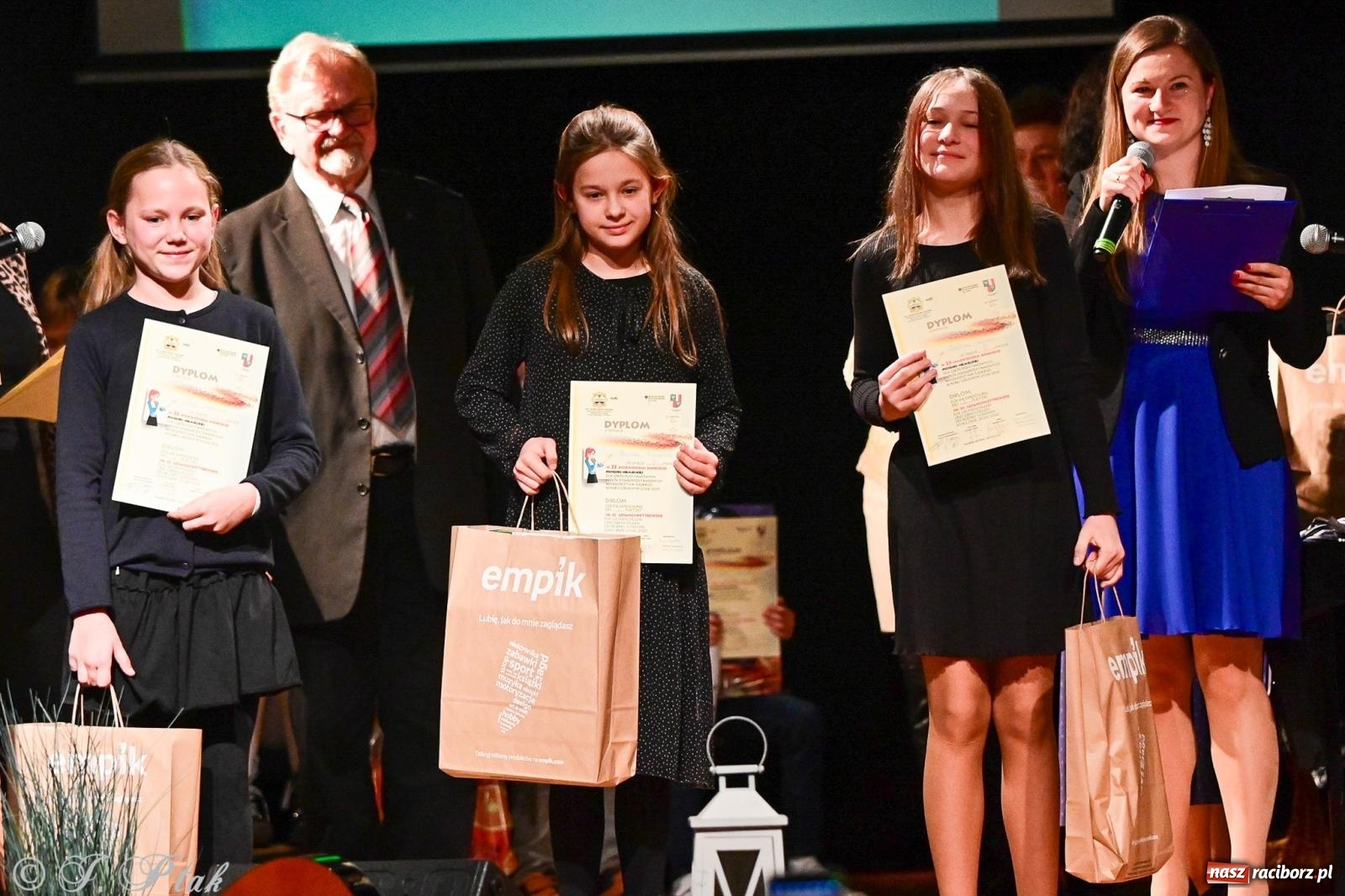 Zdjęcie w galerii na portalu naszraciborz.pl: 23. Konkurs Piosenki Niemieckiej. W MDK-u wręczono nagrody [FOTO i WIDEO] wiadomości z regionu