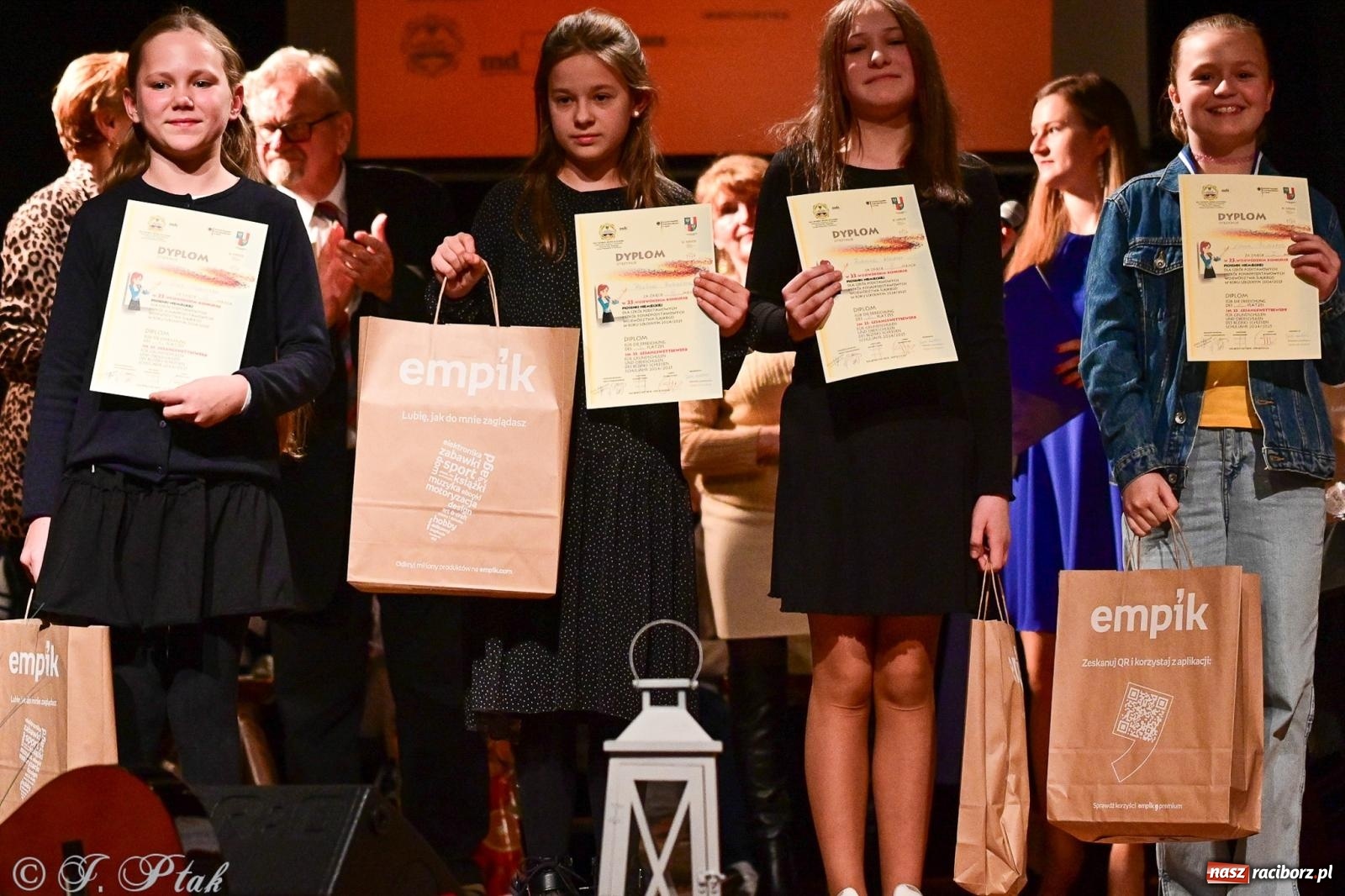 Zdjęcie w galerii na portalu naszraciborz.pl: 23. Konkurs Piosenki Niemieckiej. W MDK-u wręczono nagrody [FOTO i WIDEO] wiadomości z regionu