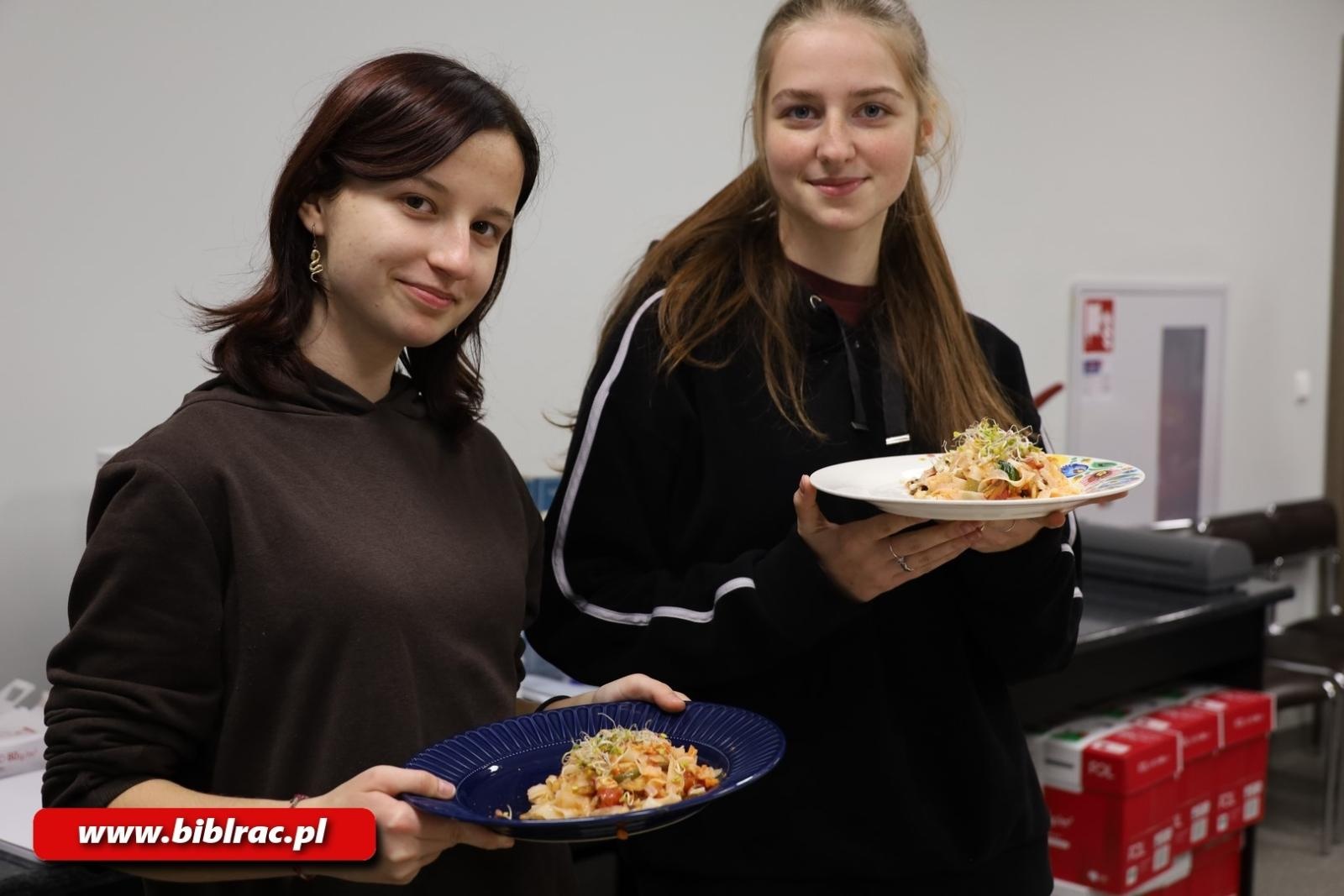 Zdjęcie w galerii na portalu naszraciborz.pl: Kuchnia Młodych w raciborskiej bibliotece wiadomości z regionu