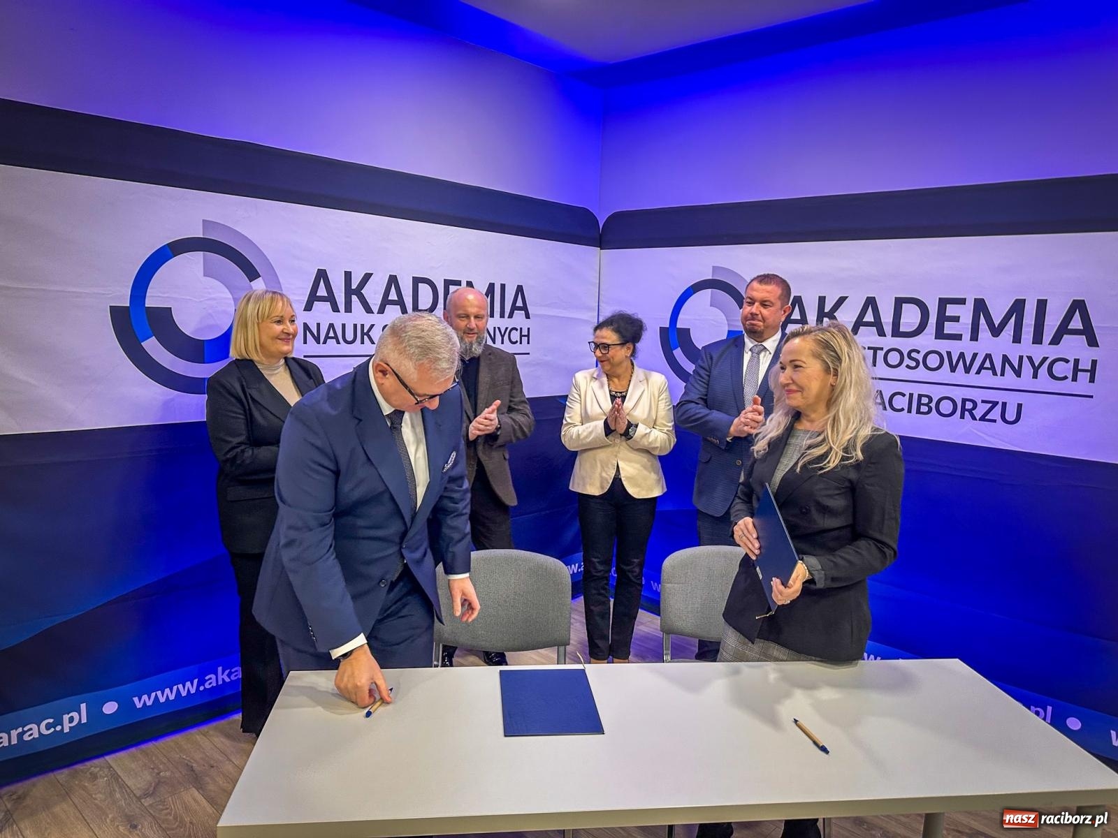 Zdjęcie w galerii na portalu naszraciborz.pl: Zawiązano współpracę Akademii Nauk Stosowanych z Zamkiem Piastowskim wiadomości z regionu