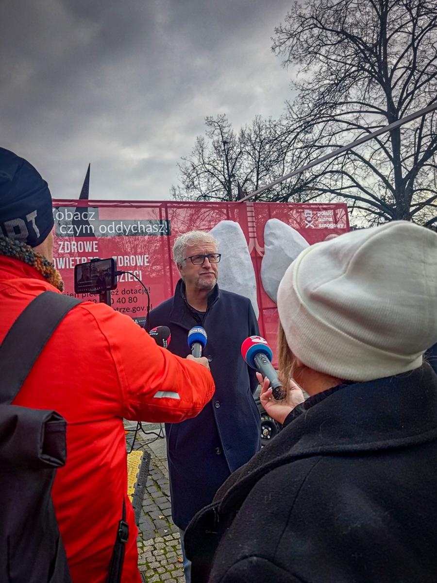 Zdjęcie w galerii na portalu naszraciborz.pl: Mechaniczne płuca sprawdzą jakość powietrza w Raciborzu. Ruszyła 6. edycja kampanii Zobacz czym oddychasz wiadomości z regionu