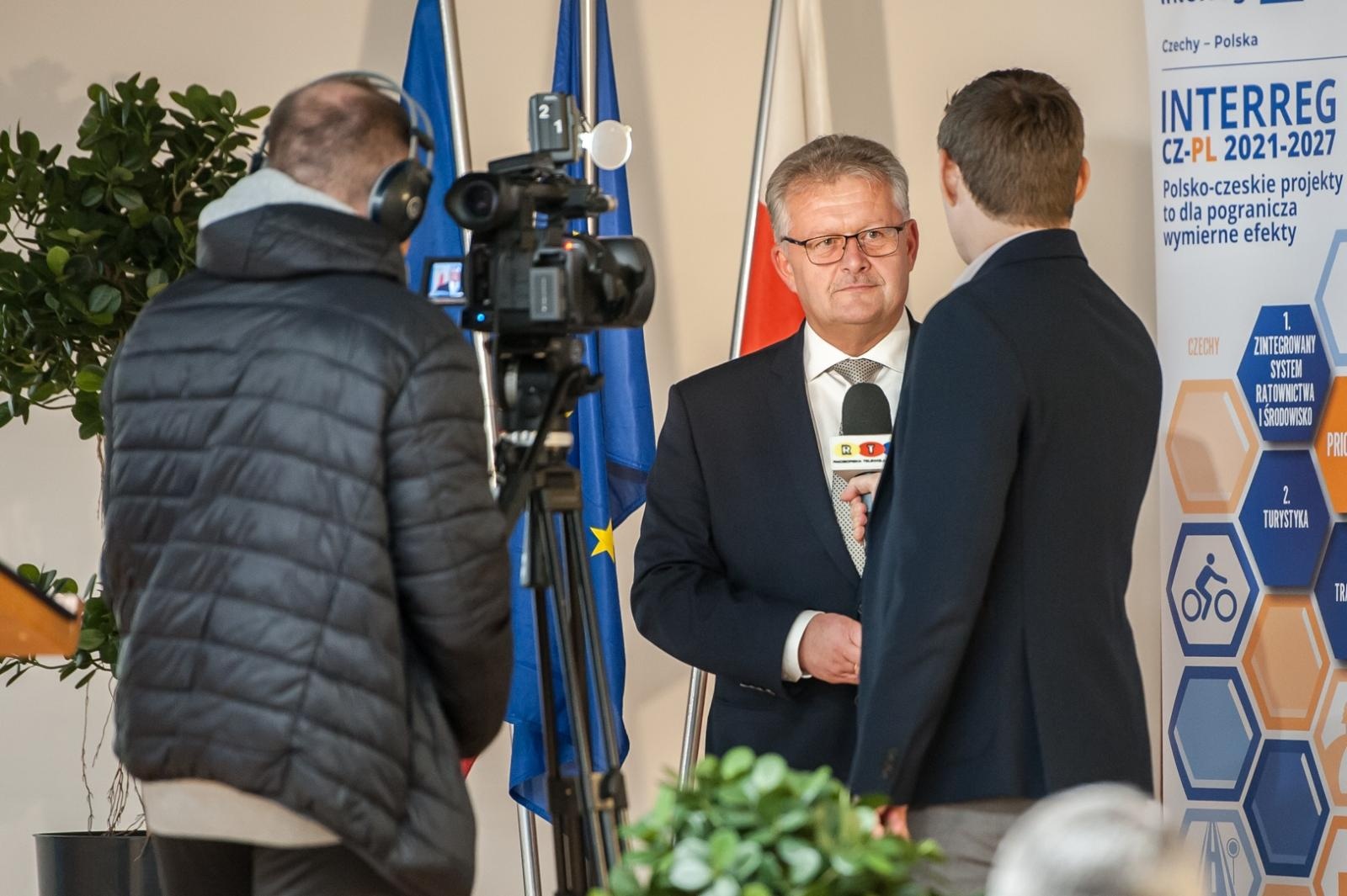 Zdjęcie w galerii na portalu naszraciborz.pl: Unijny Fundusz Małych Projektów w Euroregionie Silesia: współpraca, która łączy i rozwija wiadomości z regionu