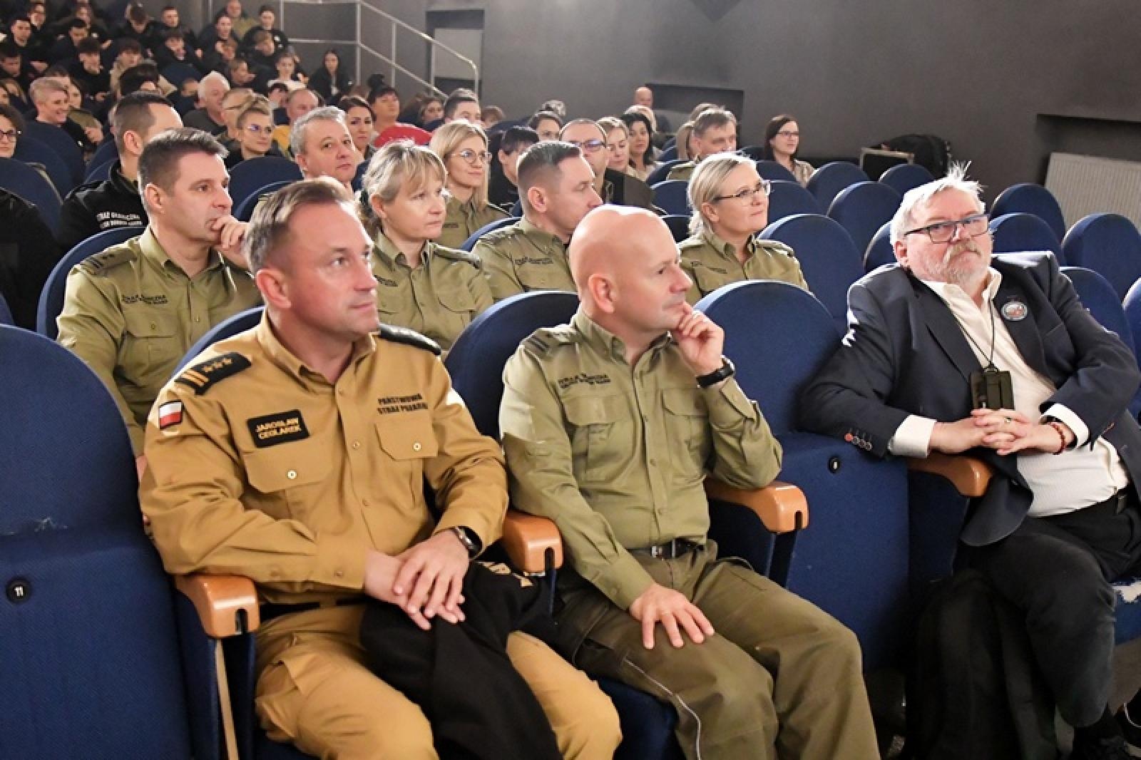 Zdjęcie w galerii na portalu naszraciborz.pl: Powrót Generała. Premiera filmowa w Strzesze wiadomości z regionu