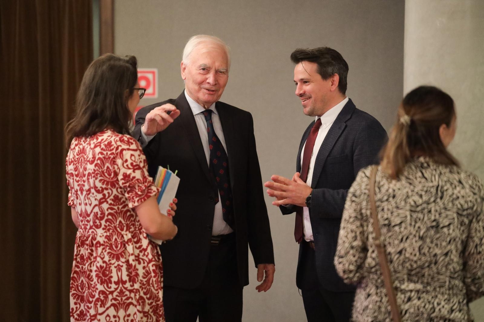 Zdjęcie w galerii na portalu naszraciborz.pl: Klawesyn - potomek harfy, poprzednik fortepianu - kolejnym bohaterem koncertów umuzykalniających wiadomości z regionu