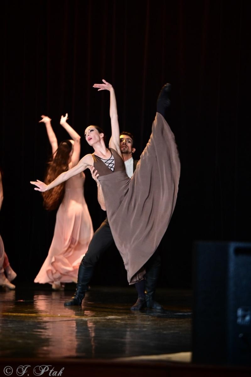 Zdjęcie w galerii na portalu naszraciborz.pl: Grek Zorba w wykonaniu Sofia Opera Ballet oczarował Racibórz wiadomości z regionu