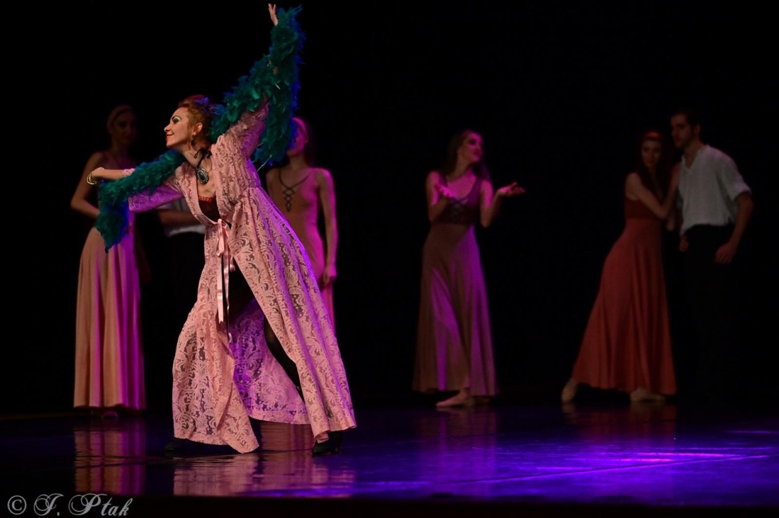 Zdjęcie w galerii na portalu naszraciborz.pl: Grek Zorba w wykonaniu Sofia Opera Ballet oczarował Racibórz wiadomości z regionu