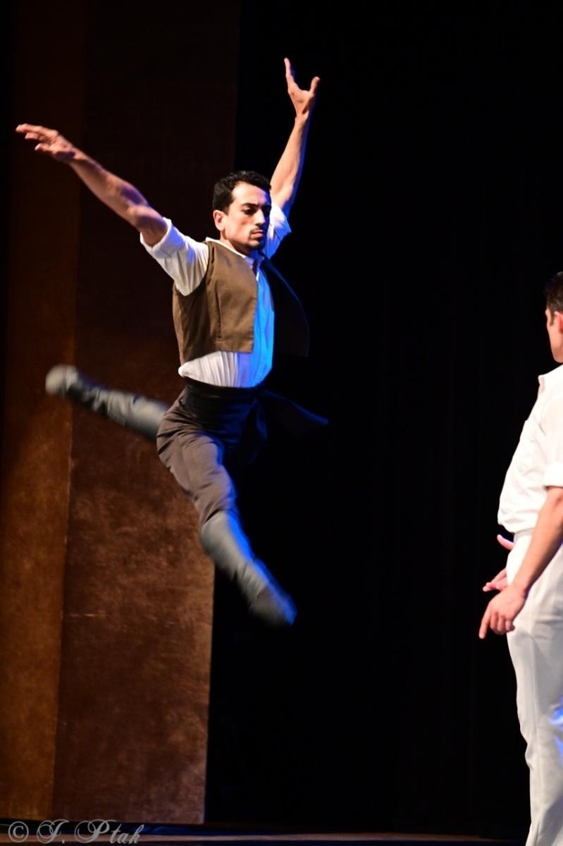 Zdjęcie w galerii na portalu naszraciborz.pl: Grek Zorba w wykonaniu Sofia Opera Ballet oczarował Racibórz wiadomości z regionu