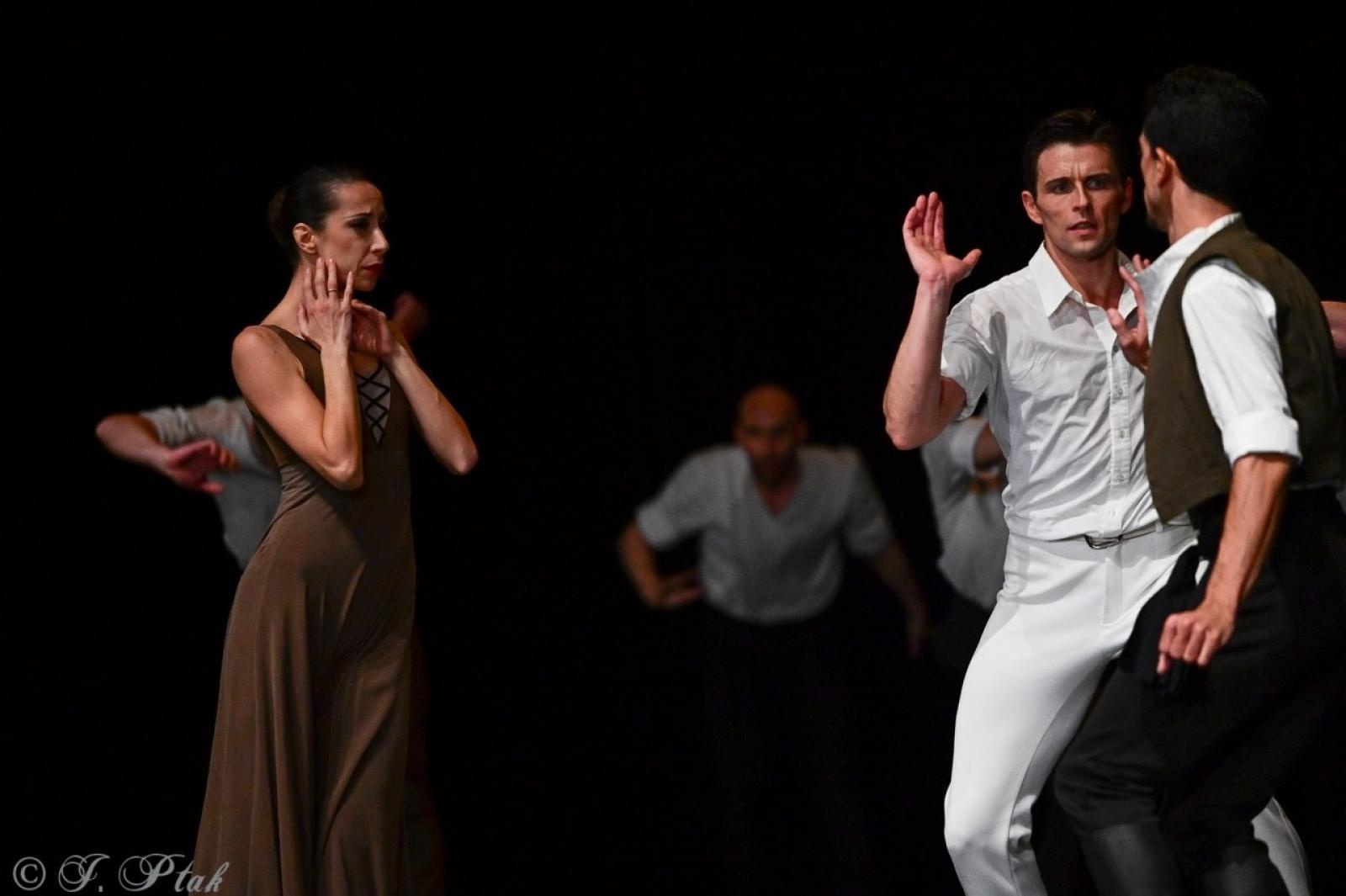 Zdjęcie w galerii na portalu naszraciborz.pl: Grek Zorba w wykonaniu Sofia Opera Ballet oczarował Racibórz wiadomości z regionu