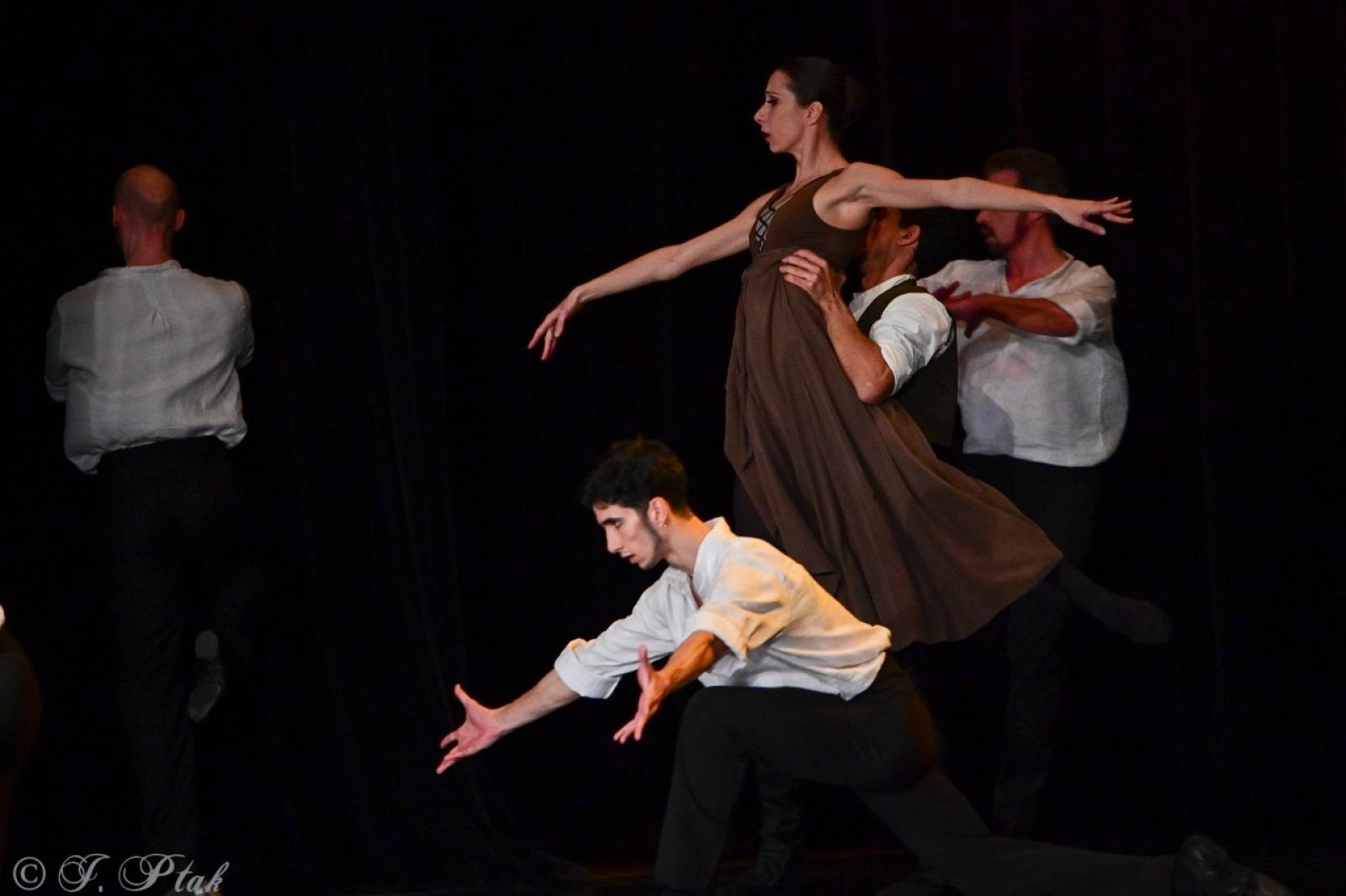 Zdjęcie w galerii na portalu naszraciborz.pl: Grek Zorba w wykonaniu Sofia Opera Ballet oczarował Racibórz wiadomości z regionu