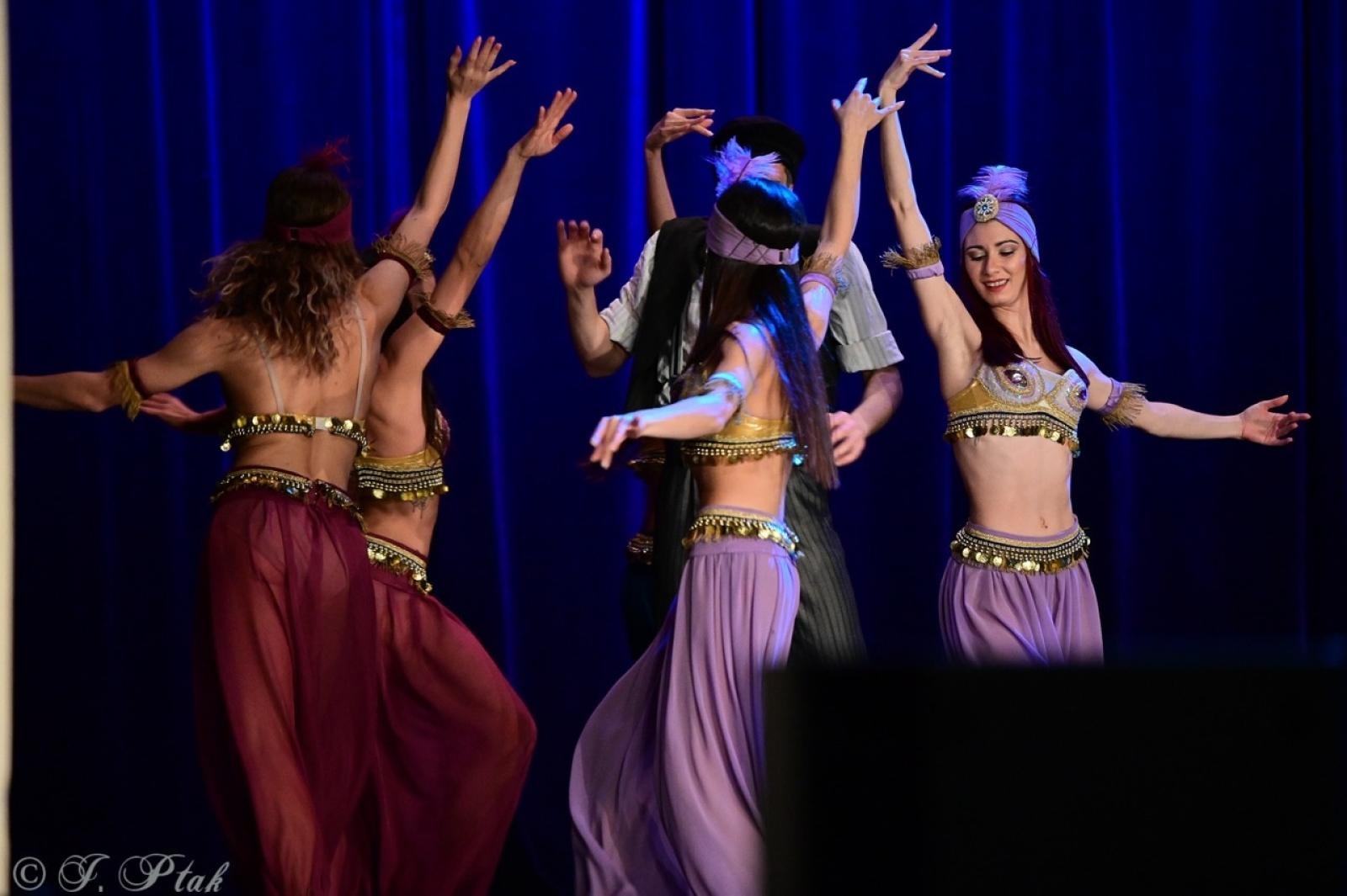 Zdjęcie w galerii na portalu naszraciborz.pl: Grek Zorba w wykonaniu Sofia Opera Ballet oczarował Racibórz wiadomości z regionu