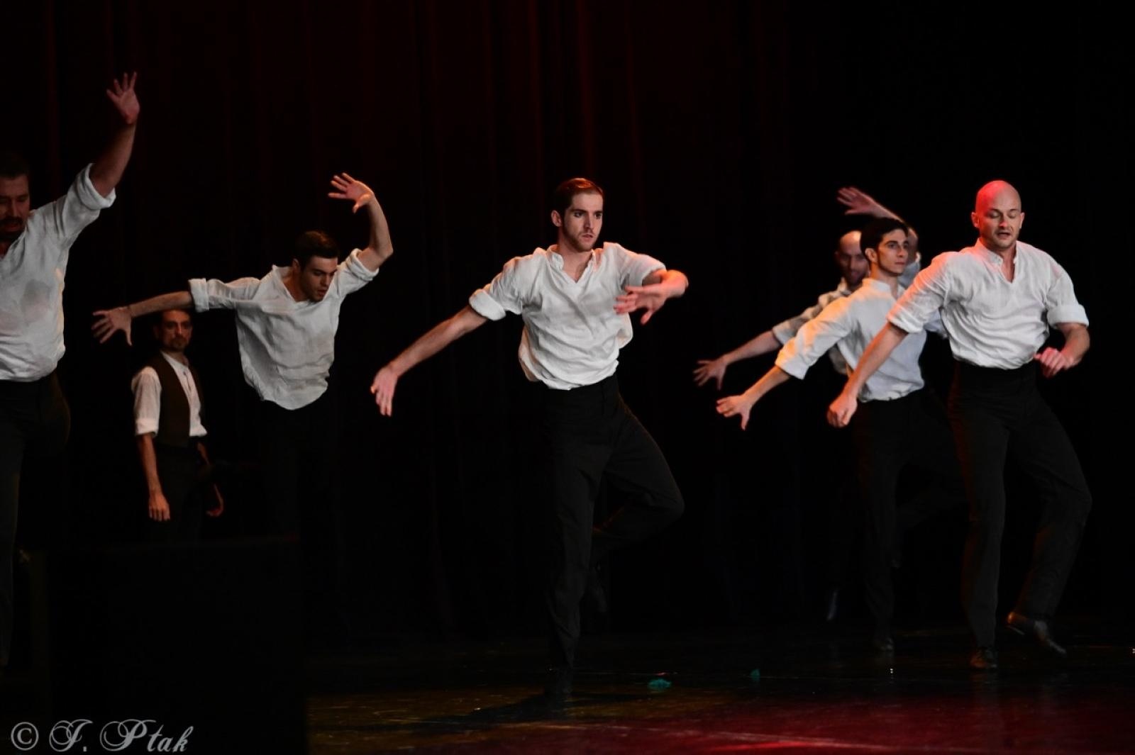 Zdjęcie w galerii na portalu naszraciborz.pl: Grek Zorba w wykonaniu Sofia Opera Ballet oczarował Racibórz wiadomości z regionu