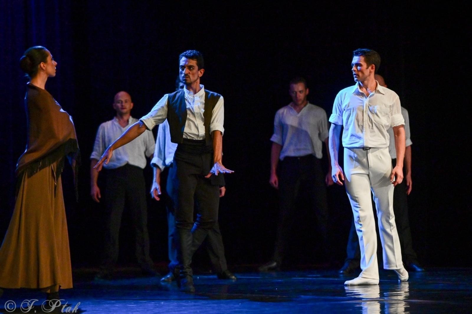 Zdjęcie w galerii na portalu naszraciborz.pl: Grek Zorba w wykonaniu Sofia Opera Ballet oczarował Racibórz wiadomości z regionu