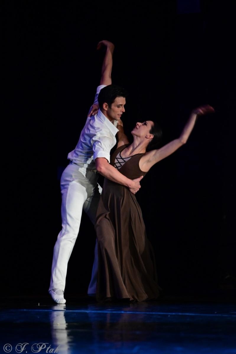 Zdjęcie w galerii na portalu naszraciborz.pl: Grek Zorba w wykonaniu Sofia Opera Ballet oczarował Racibórz wiadomości z regionu