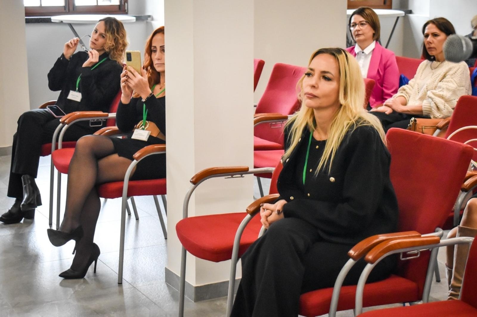 Zdjęcie w galerii na portalu naszraciborz.pl: Konferencja Od pierwszych chwil: Wsparcie i Rozwój Wcześniaków wiadomości z regionu