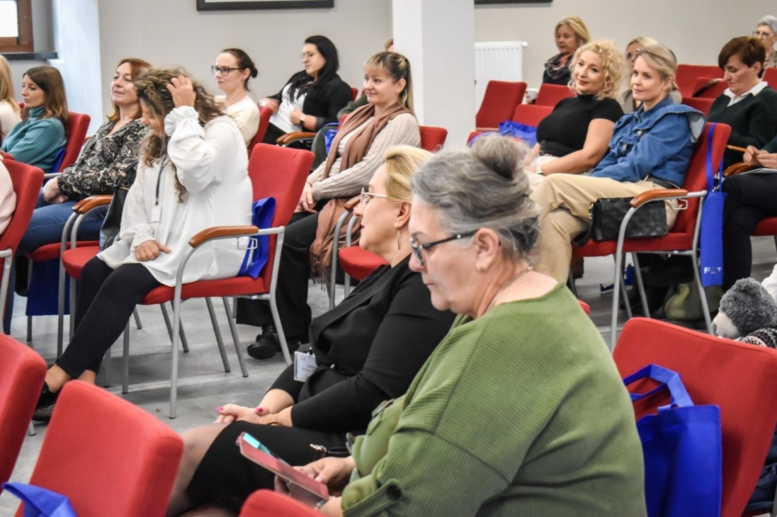 Zdjęcie w galerii na portalu naszraciborz.pl: Konferencja Od pierwszych chwil: Wsparcie i Rozwój Wcześniaków wiadomości z regionu