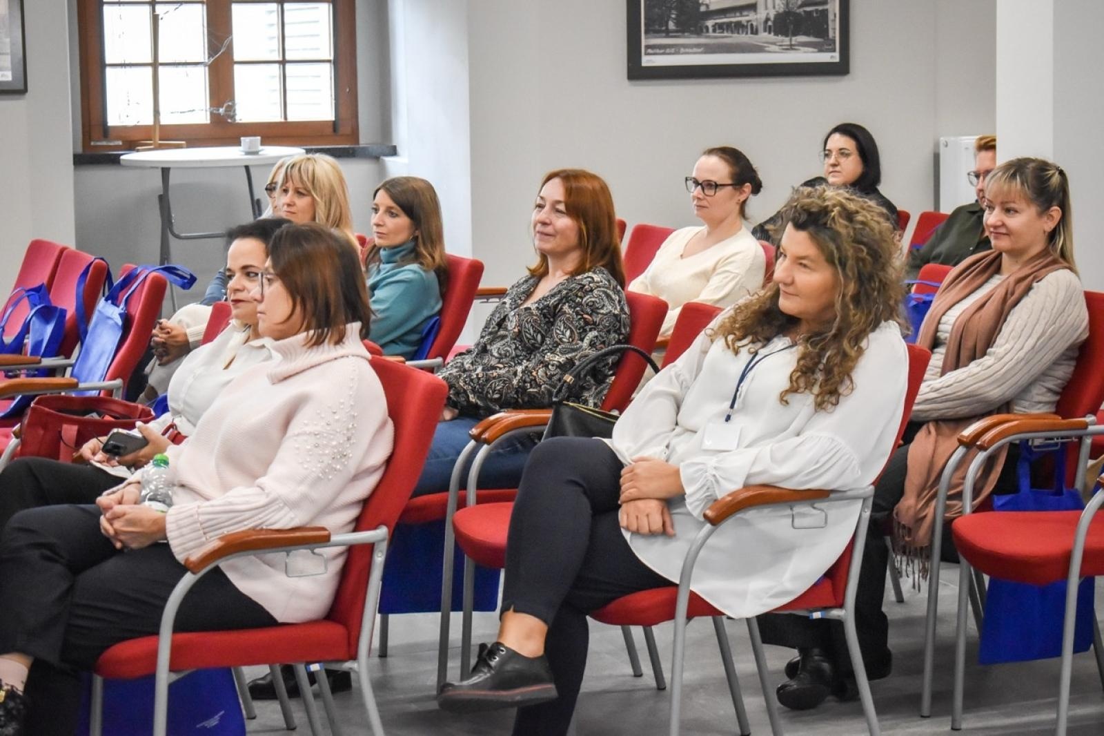 Zdjęcie w galerii na portalu naszraciborz.pl: Konferencja Od pierwszych chwil: Wsparcie i Rozwój Wcześniaków wiadomości z regionu