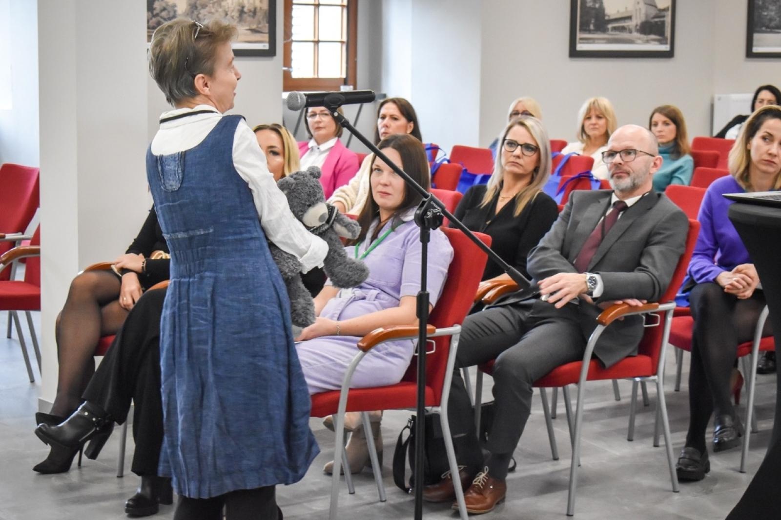 Zdjęcie w galerii na portalu naszraciborz.pl: Konferencja Od pierwszych chwil: Wsparcie i Rozwój Wcześniaków wiadomości z regionu