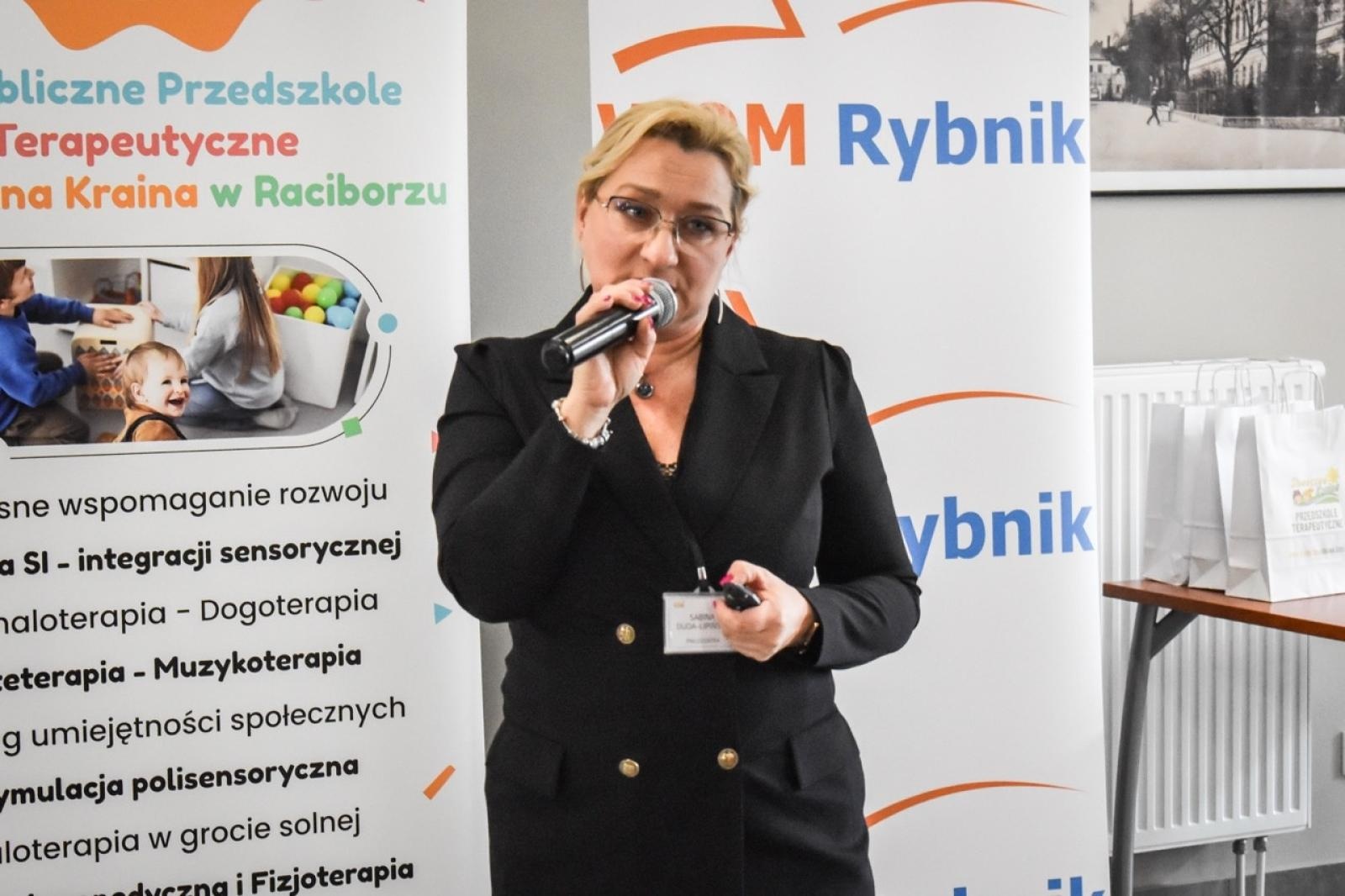 Zdjęcie w galerii na portalu naszraciborz.pl: Konferencja Od pierwszych chwil: Wsparcie i Rozwój Wcześniaków wiadomości z regionu