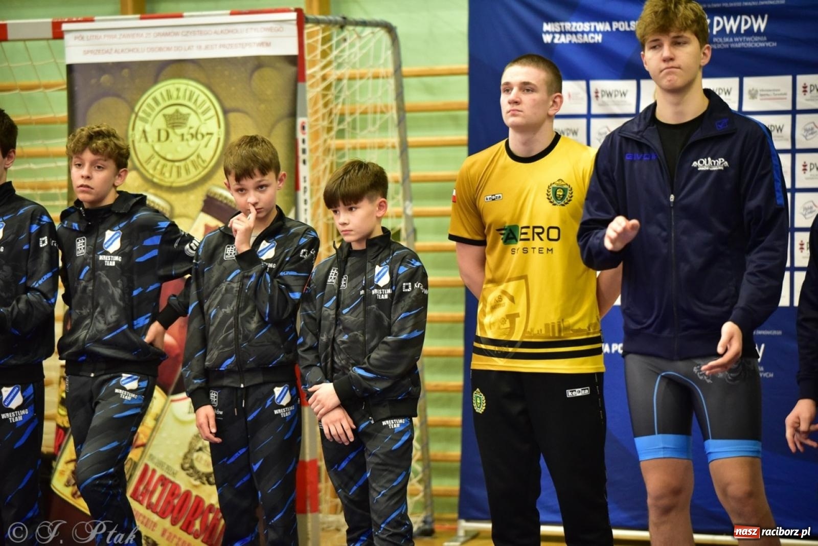 Zdjęcie w galerii na portalu naszraciborz.pl: XIV Mistrzostwa Polski Młodzików U14 w Raciborzu – sportowe emocje w Arenie OSiR wiadomości z regionu