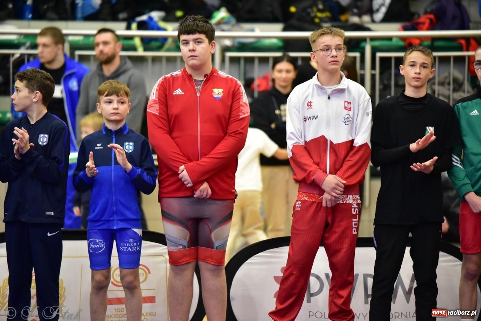 Zdjęcie w galerii na portalu naszraciborz.pl: XIV Mistrzostwa Polski Młodzików U14 w Raciborzu – sportowe emocje w Arenie OSiR wiadomości z regionu