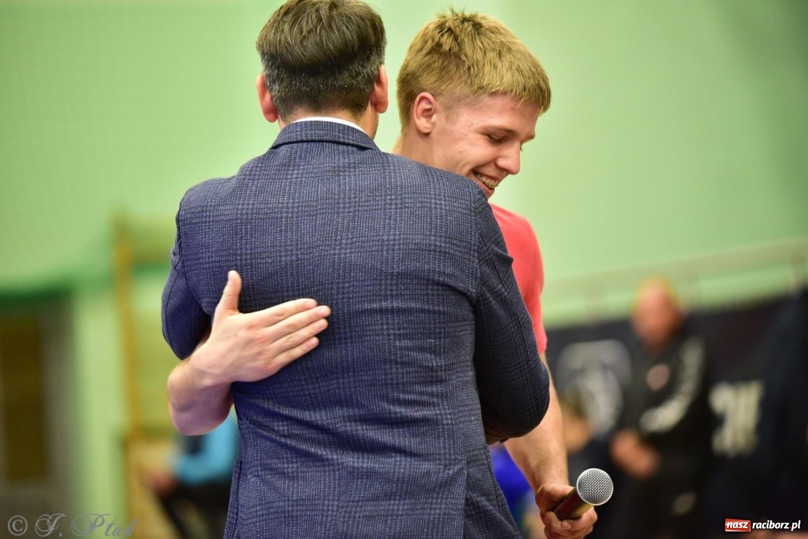 Zdjęcie w galerii na portalu naszraciborz.pl: XIV Mistrzostwa Polski Młodzików U14 w Raciborzu – sportowe emocje w Arenie OSiR wiadomości z regionu