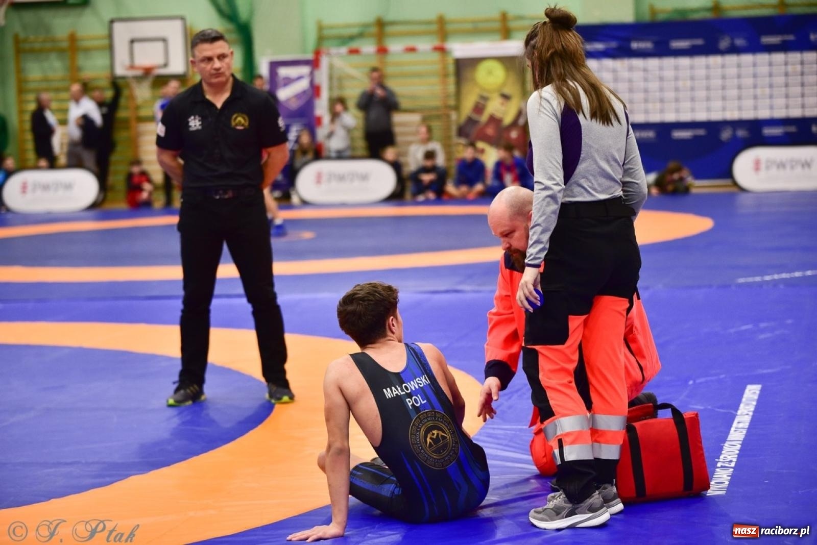 Zdjęcie w galerii na portalu naszraciborz.pl: XIV Mistrzostwa Polski Młodzików U14 w Raciborzu – sportowe emocje w Arenie OSiR wiadomości z regionu