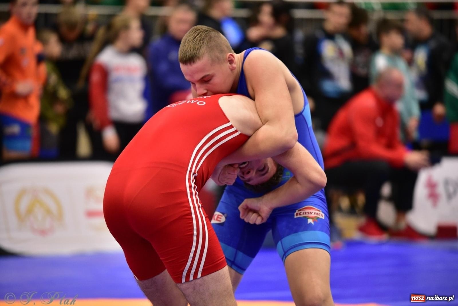 Zdjęcie w galerii na portalu naszraciborz.pl: XIV Mistrzostwa Polski Młodzików U14 w Raciborzu – sportowe emocje w Arenie OSiR wiadomości z regionu