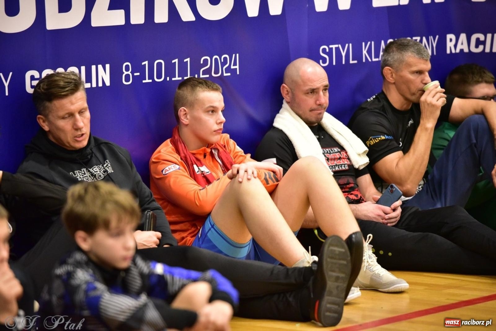 Zdjęcie w galerii na portalu naszraciborz.pl: XIV Mistrzostwa Polski Młodzików U14 w Raciborzu – sportowe emocje w Arenie OSiR wiadomości z regionu