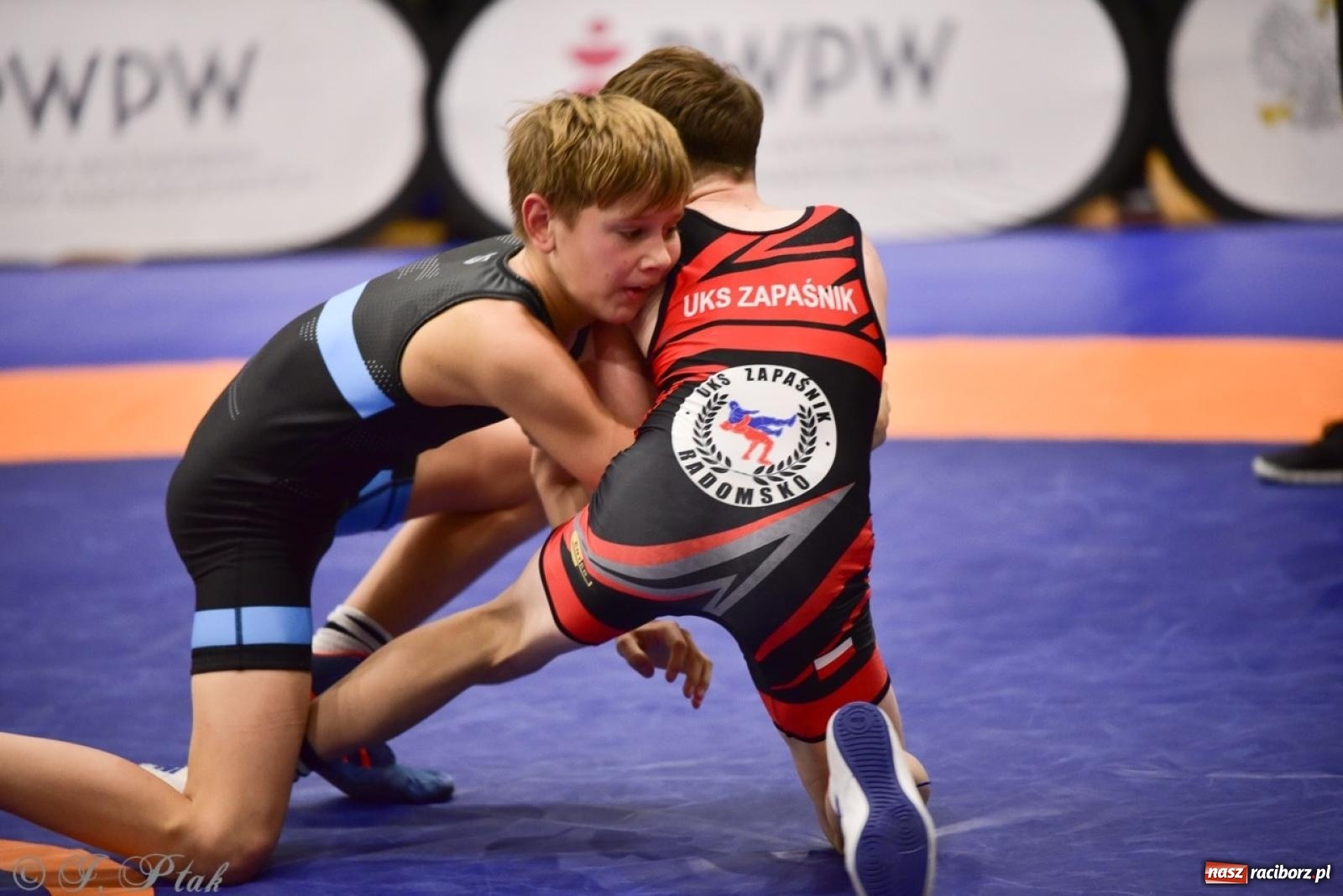 Zdjęcie w galerii na portalu naszraciborz.pl: XIV Mistrzostwa Polski Młodzików U14 w Raciborzu – sportowe emocje w Arenie OSiR wiadomości z regionu