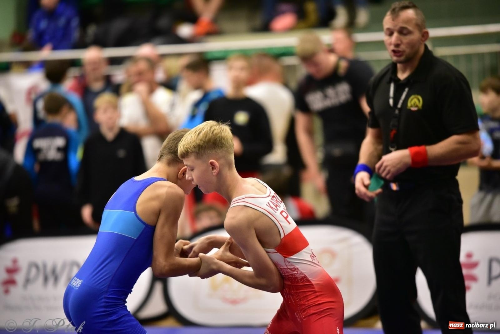 Zdjęcie w galerii na portalu naszraciborz.pl: XIV Mistrzostwa Polski Młodzików U14 w Raciborzu – sportowe emocje w Arenie OSiR wiadomości z regionu