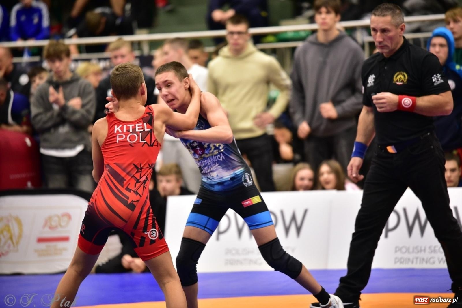 Zdjęcie w galerii na portalu naszraciborz.pl: XIV Mistrzostwa Polski Młodzików U14 w Raciborzu – sportowe emocje w Arenie OSiR wiadomości z regionu