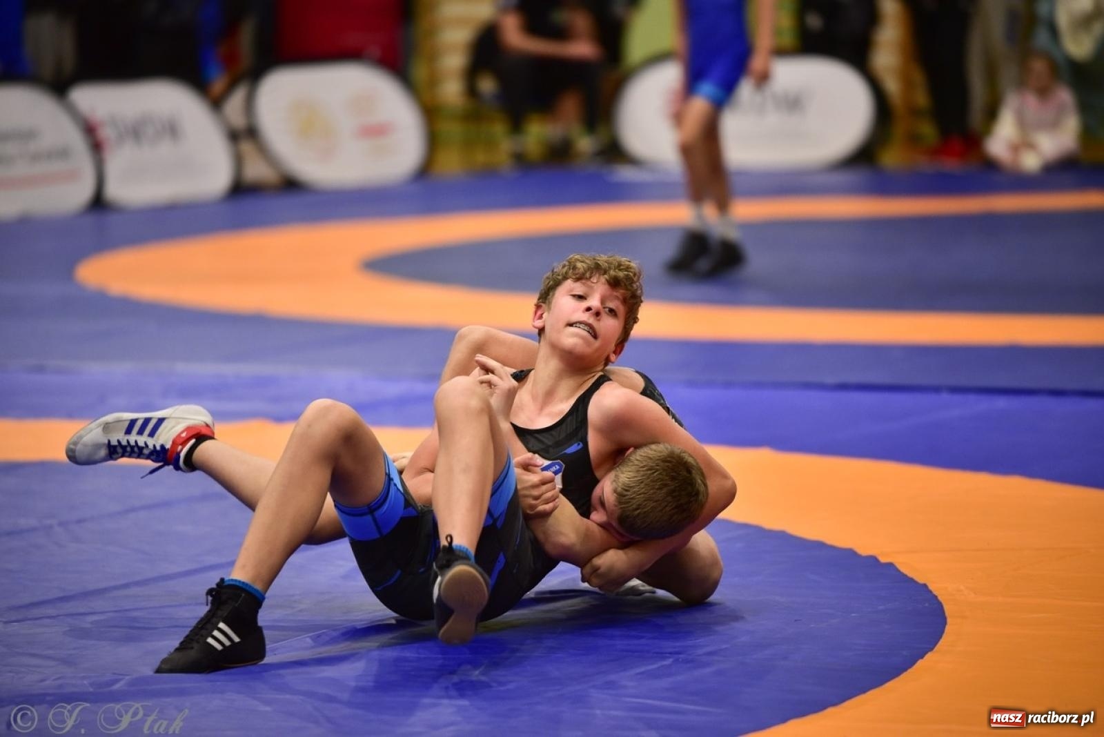 Zdjęcie w galerii na portalu naszraciborz.pl: XIV Mistrzostwa Polski Młodzików U14 w Raciborzu – sportowe emocje w Arenie OSiR wiadomości z regionu