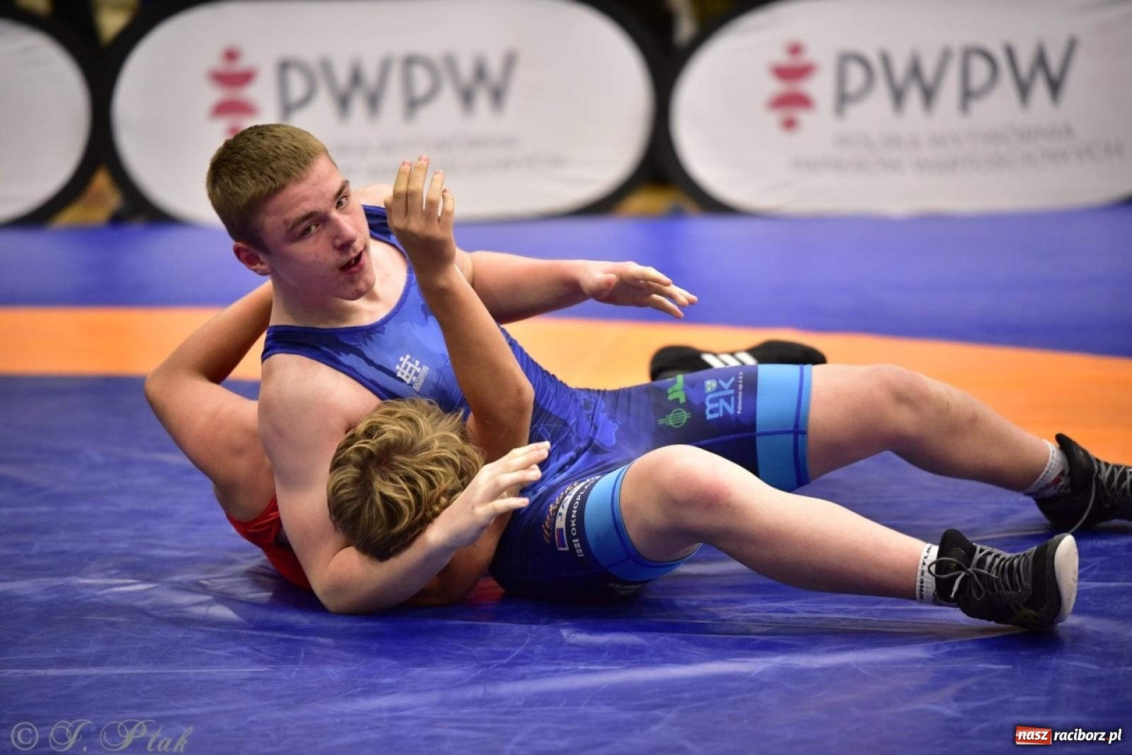 Zdjęcie w galerii na portalu naszraciborz.pl: XIV Mistrzostwa Polski Młodzików U14 w Raciborzu – sportowe emocje w Arenie OSiR wiadomości z regionu