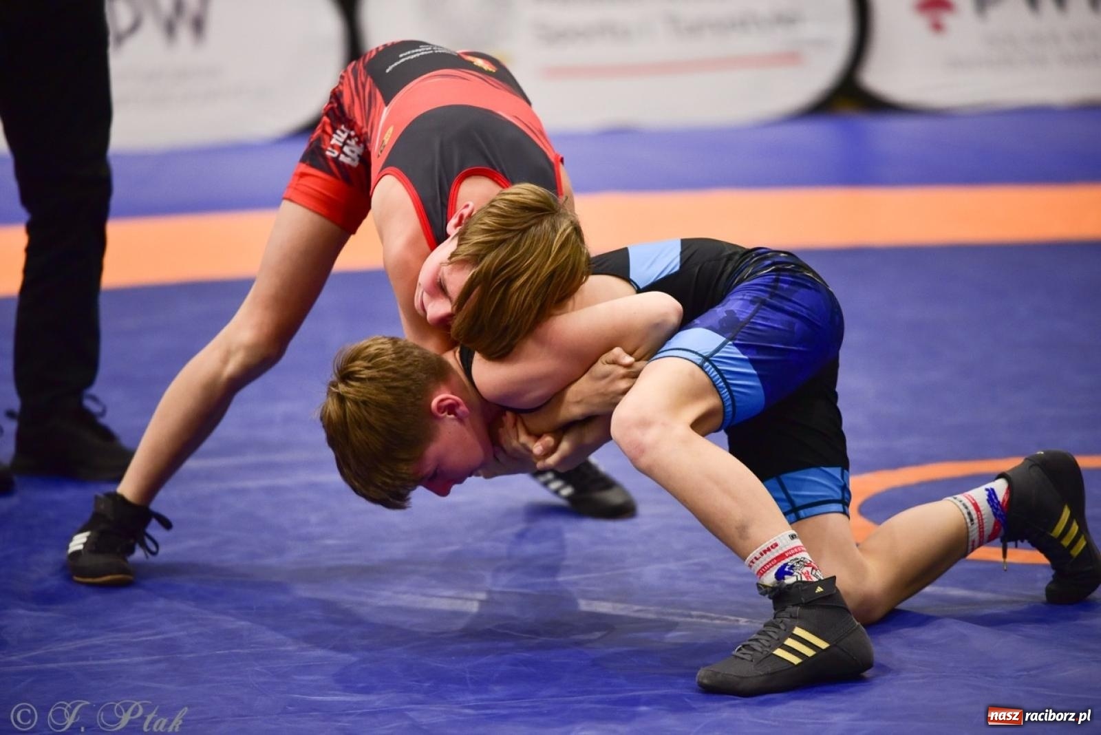 Zdjęcie w galerii na portalu naszraciborz.pl: XIV Mistrzostwa Polski Młodzików U14 w Raciborzu – sportowe emocje w Arenie OSiR wiadomości z regionu