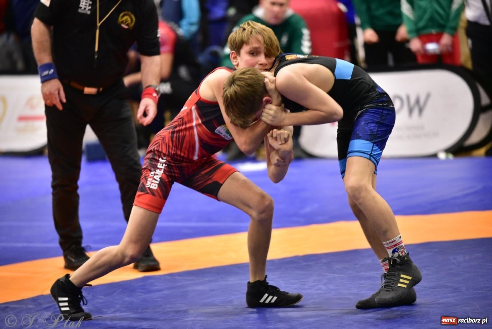 Zdjęcie w galerii na portalu naszraciborz.pl: XIV Mistrzostwa Polski Młodzików U14 w Raciborzu – sportowe emocje w Arenie OSiR wiadomości z regionu