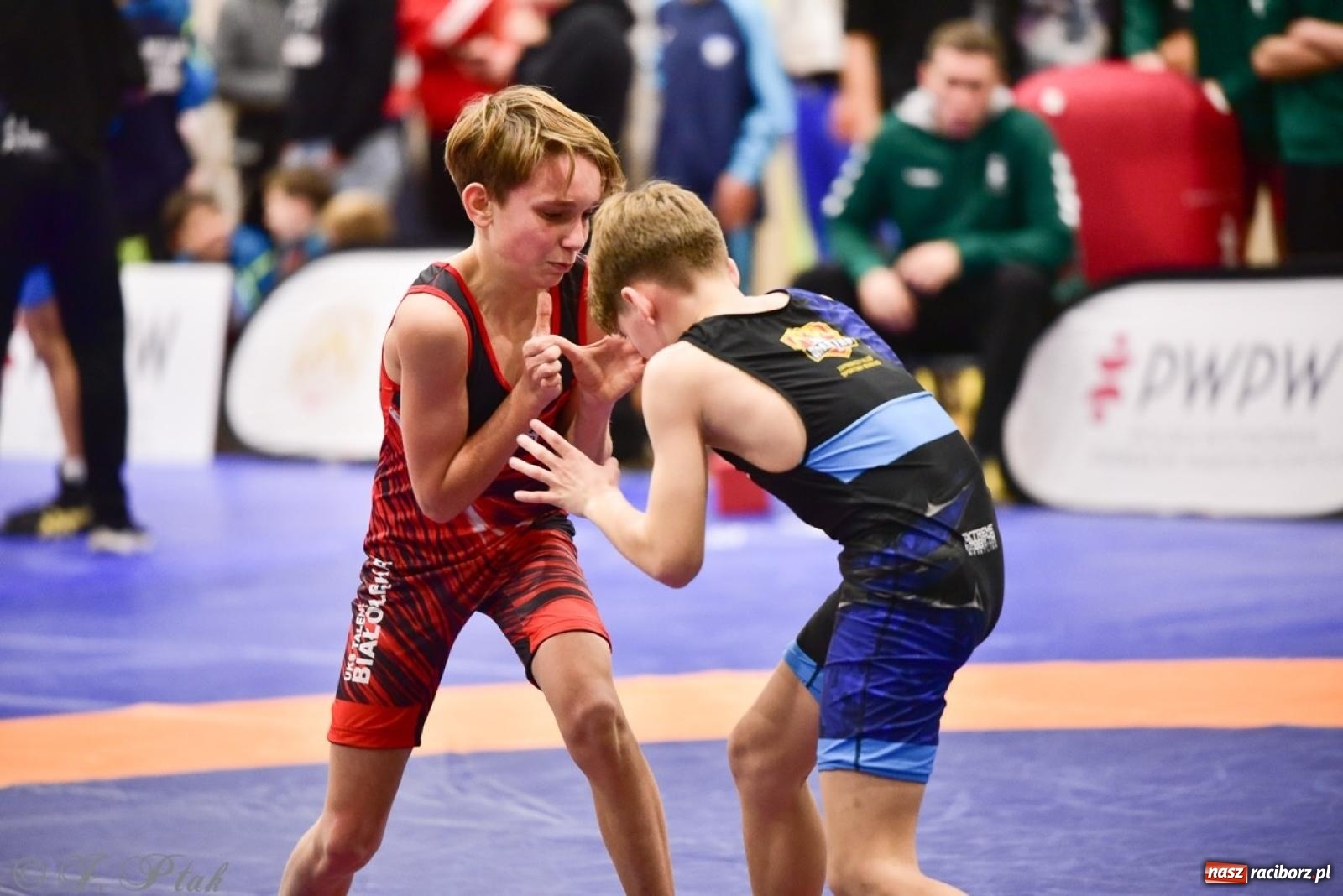 Zdjęcie w galerii na portalu naszraciborz.pl: XIV Mistrzostwa Polski Młodzików U14 w Raciborzu – sportowe emocje w Arenie OSiR wiadomości z regionu