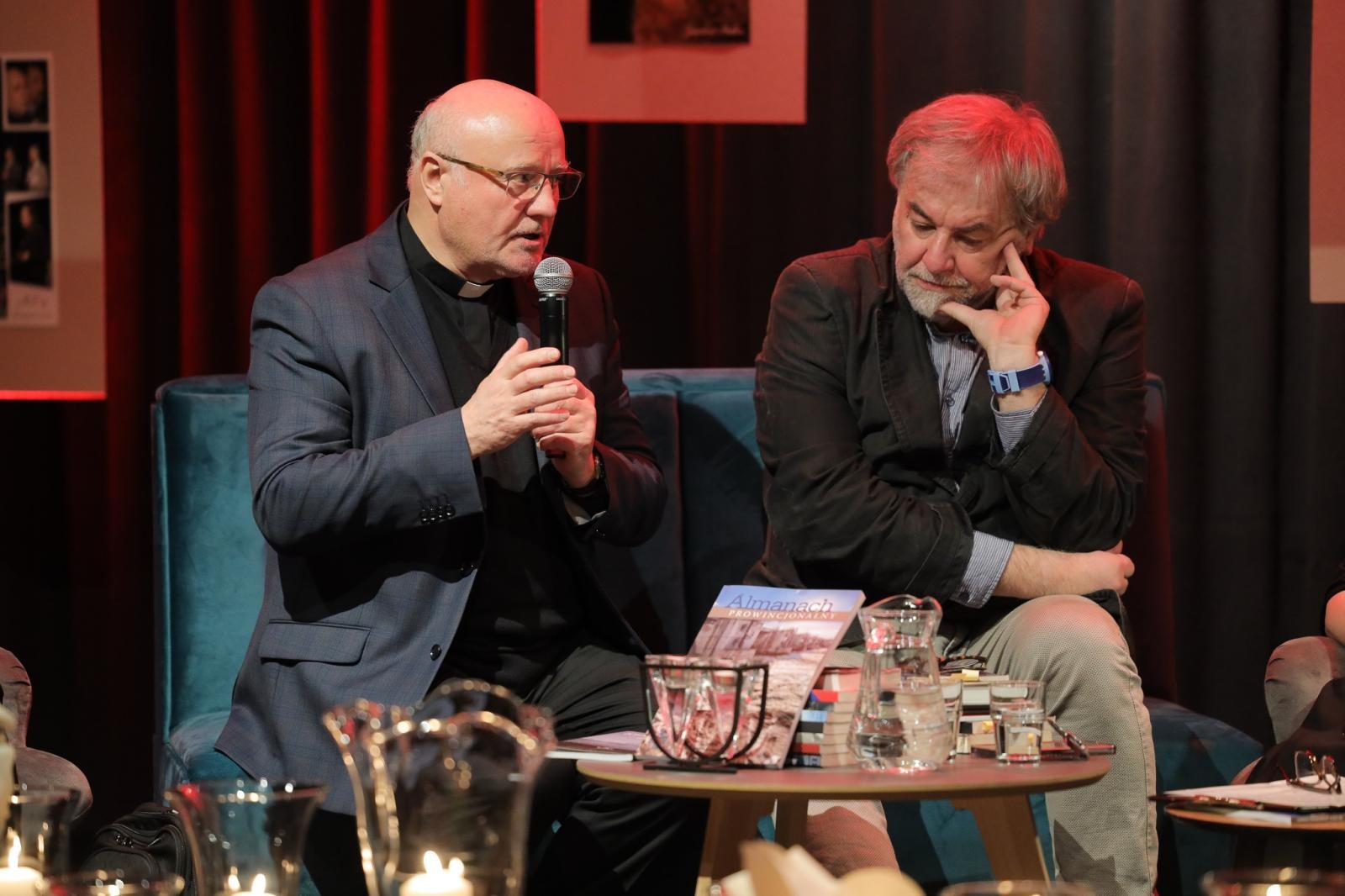 Zdjęcie w galerii na portalu naszraciborz.pl: Wyjątkowi goście na jubileusz Almanachu Prowincjonalnego wiadomości z regionu