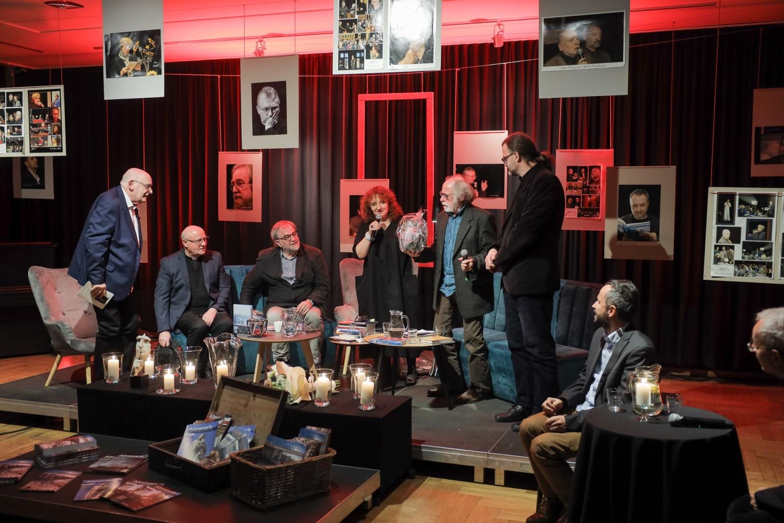 Zdjęcie w galerii na portalu naszraciborz.pl: Wyjątkowi goście na jubileusz Almanachu Prowincjonalnego wiadomości z regionu