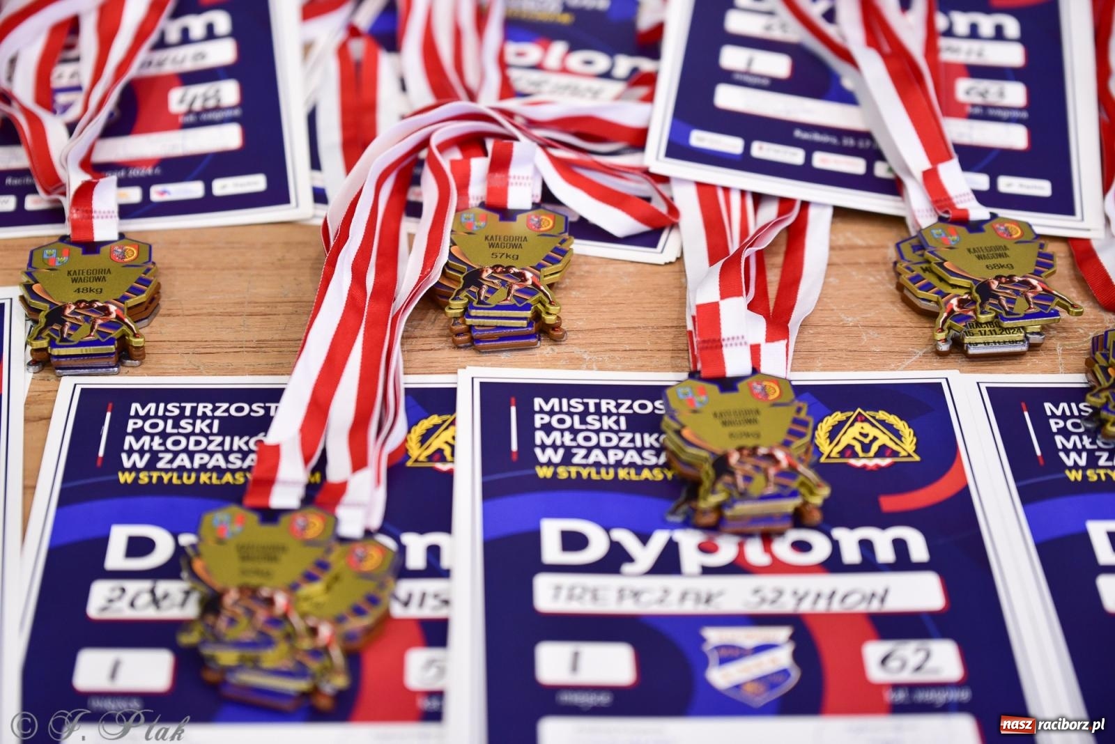 Zdjęcie w galerii na portalu naszraciborz.pl: Z dwoma medalami unici kończą mistrzostwa Polski U-14 wiadomości z regionu