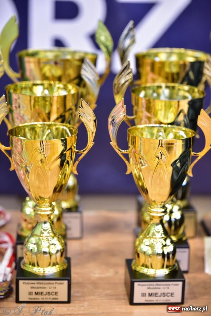 Zdjęcie w galerii na portalu naszraciborz.pl: Z dwoma medalami unici kończą mistrzostwa Polski U-14 wiadomości z regionu
