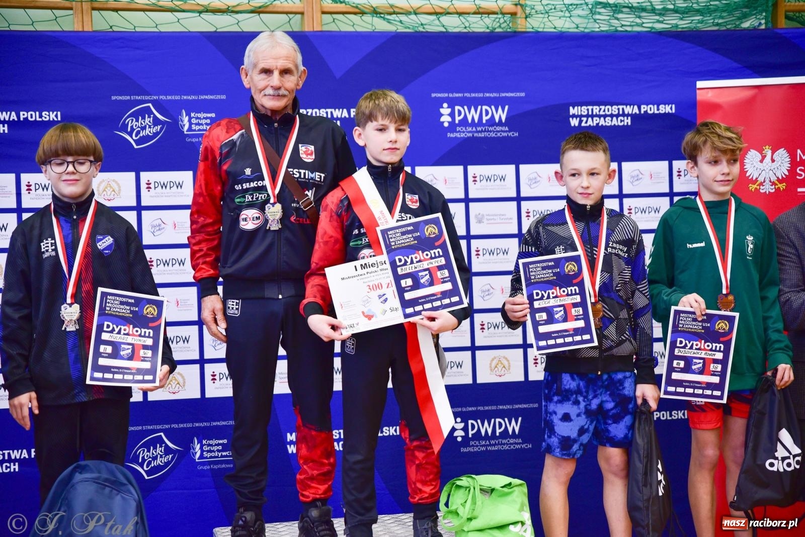 Zdjęcie w galerii na portalu naszraciborz.pl: Z dwoma medalami unici kończą mistrzostwa Polski U-14 wiadomości z regionu
