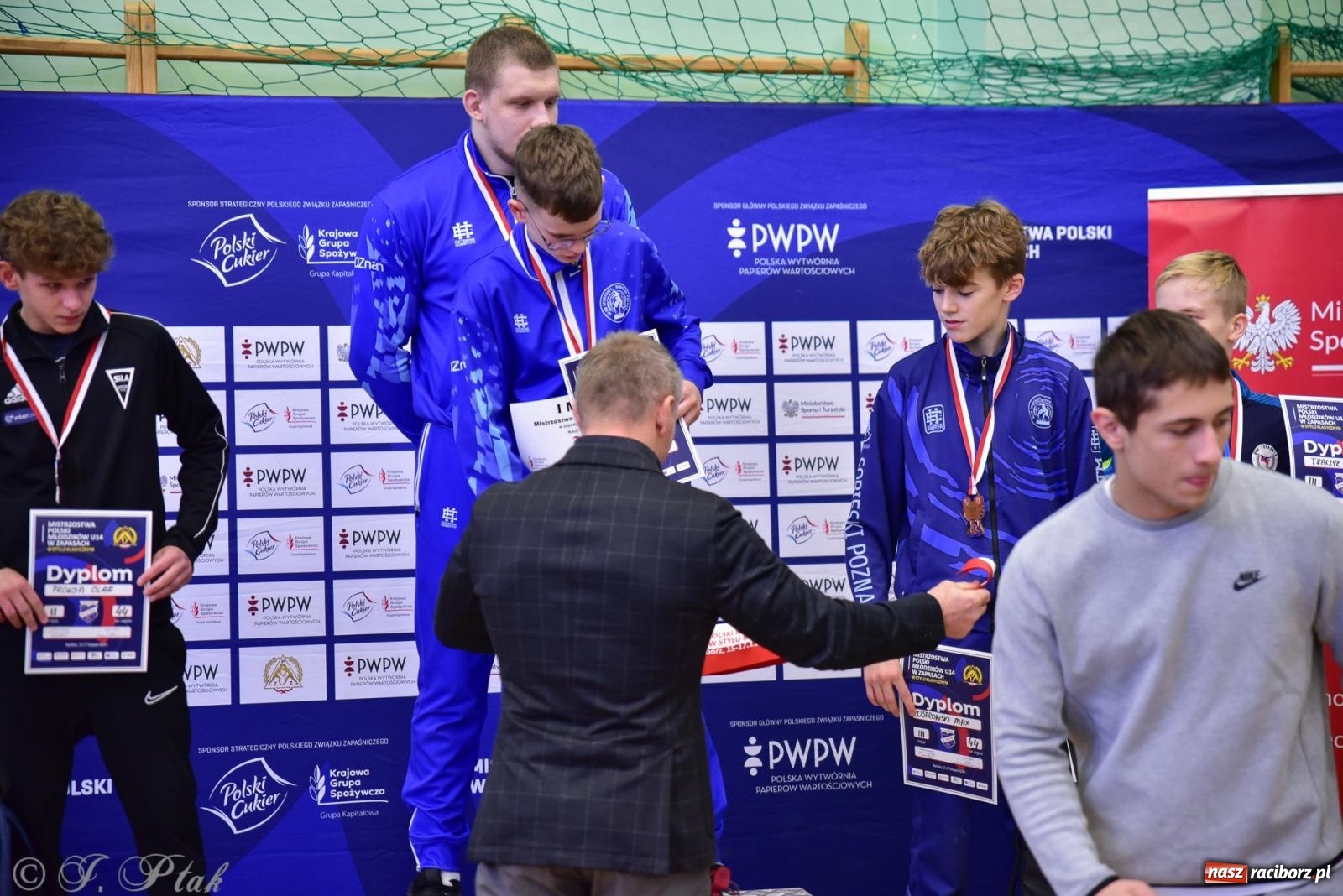 Zdjęcie w galerii na portalu naszraciborz.pl: Z dwoma medalami unici kończą mistrzostwa Polski U-14 wiadomości z regionu