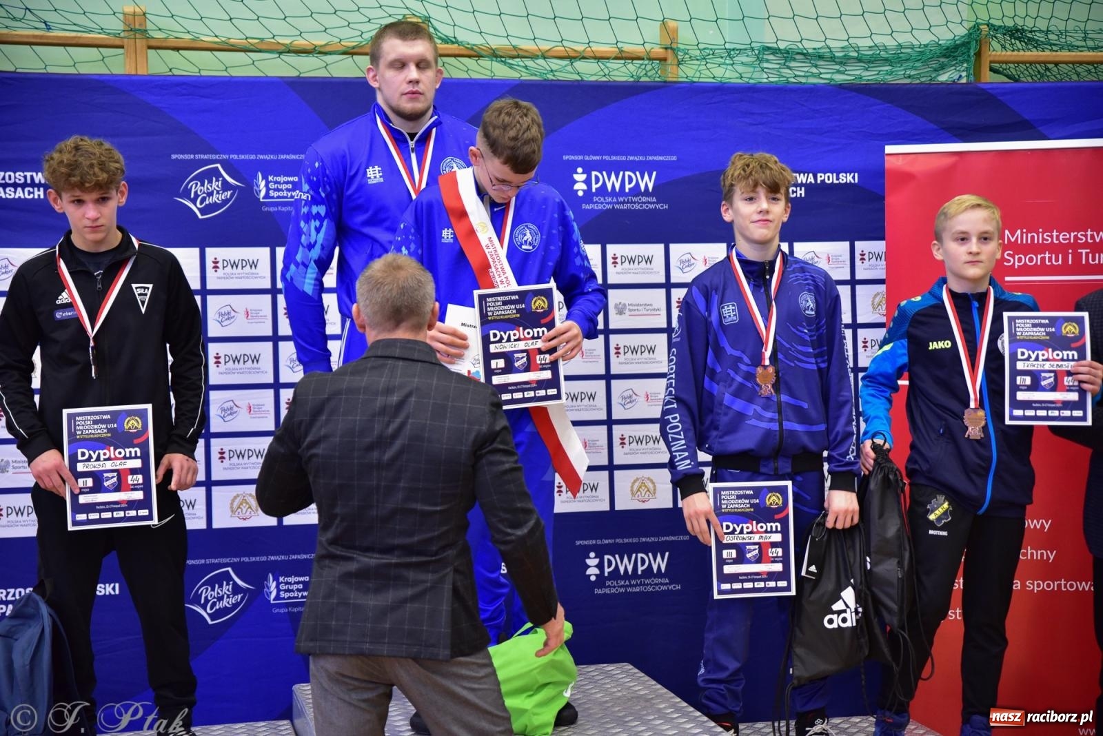 Zdjęcie w galerii na portalu naszraciborz.pl: Z dwoma medalami unici kończą mistrzostwa Polski U-14 wiadomości z regionu